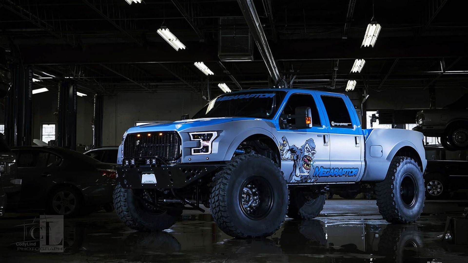 Ford F-1350 MegaRaptor