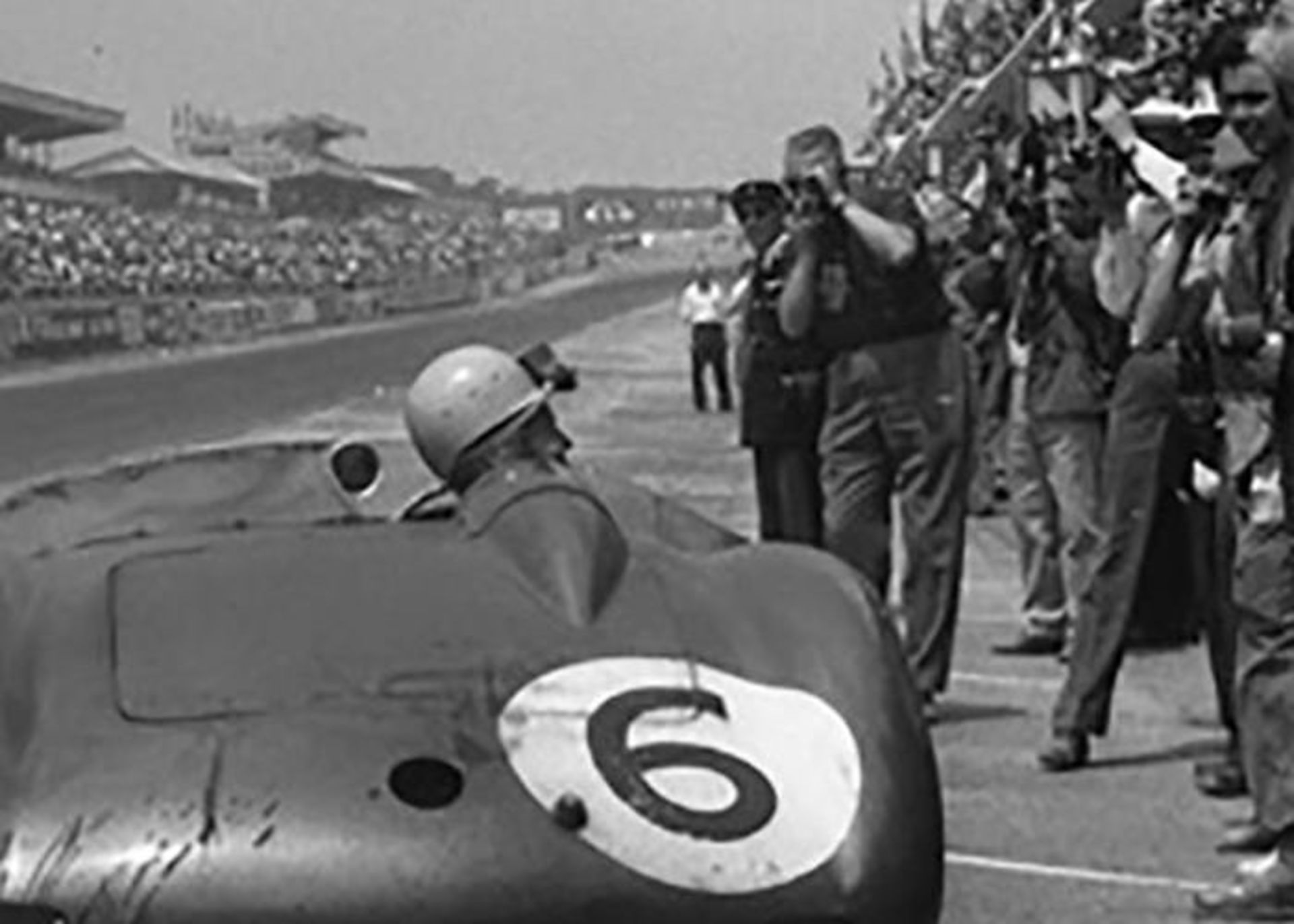 aston martin / استون مارتین