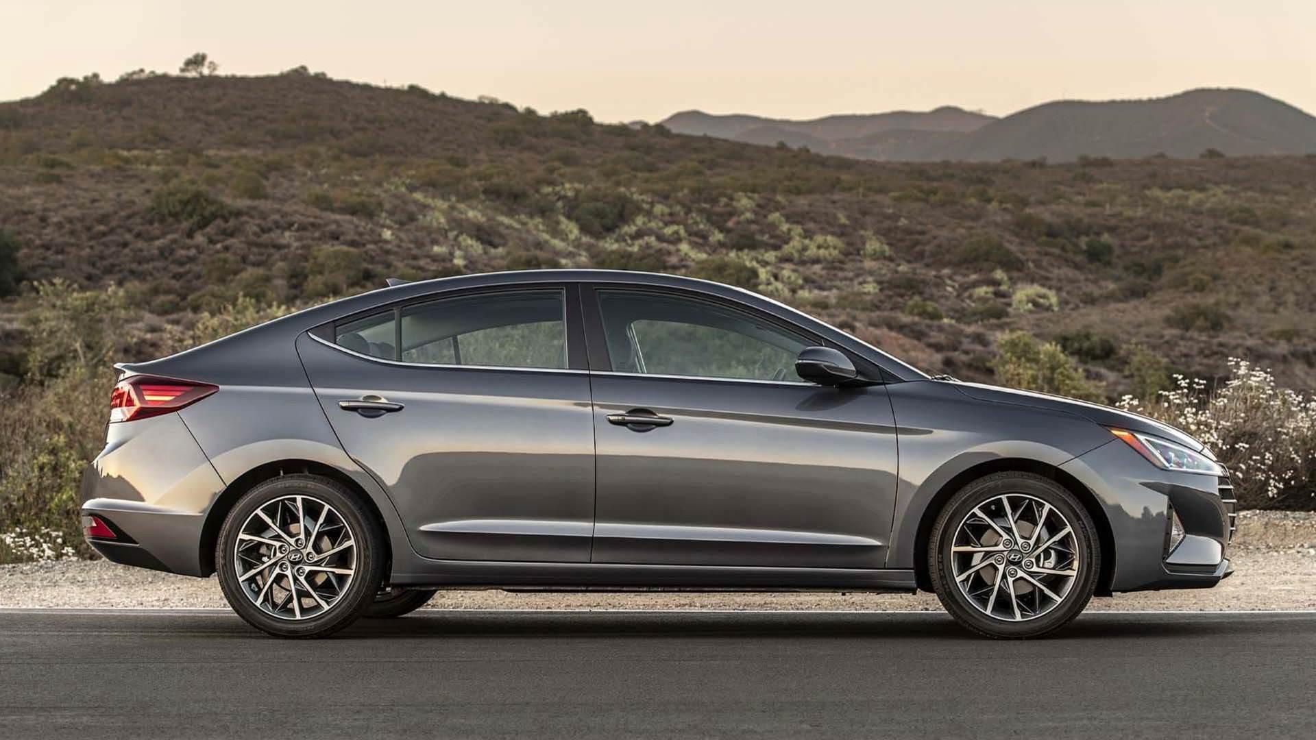 2019 Hyundai Elantra / سدان هیوندای النترا 2019