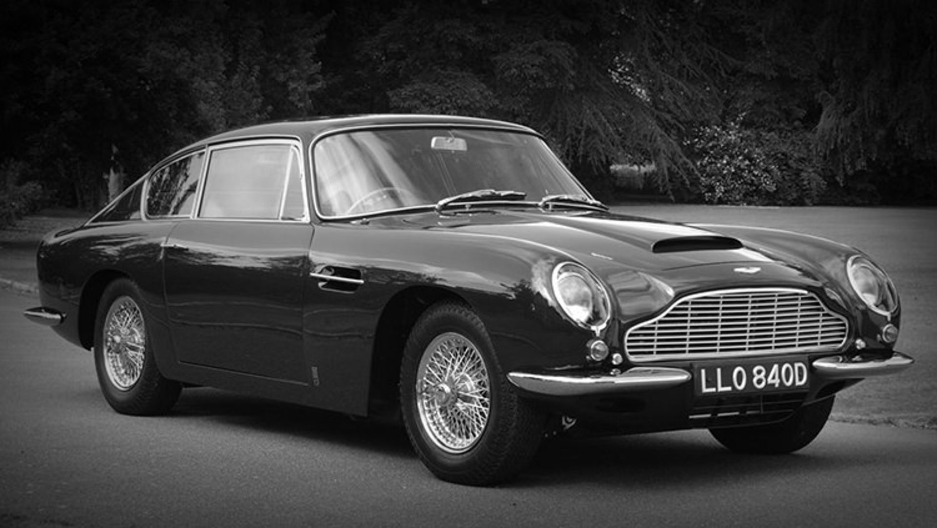 aston martin / استون مارتین