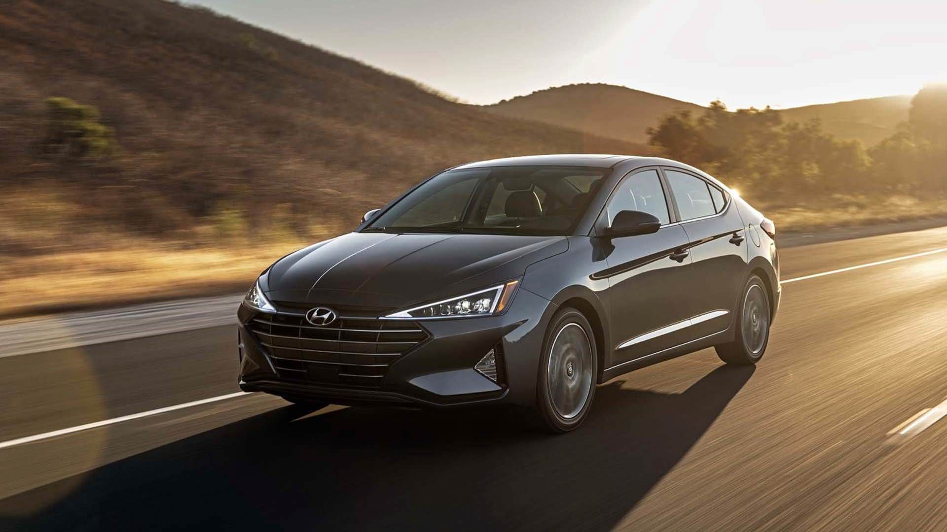 2019 Hyundai Elantra / سدان هیوندای النترا 2019