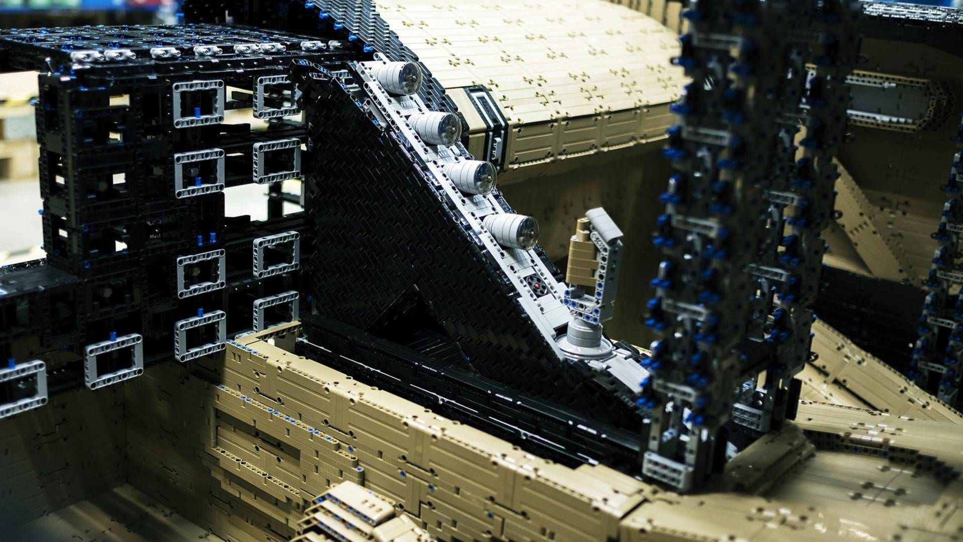 بوگاتی شیرون لگو / Bugatti Chiron Lego
