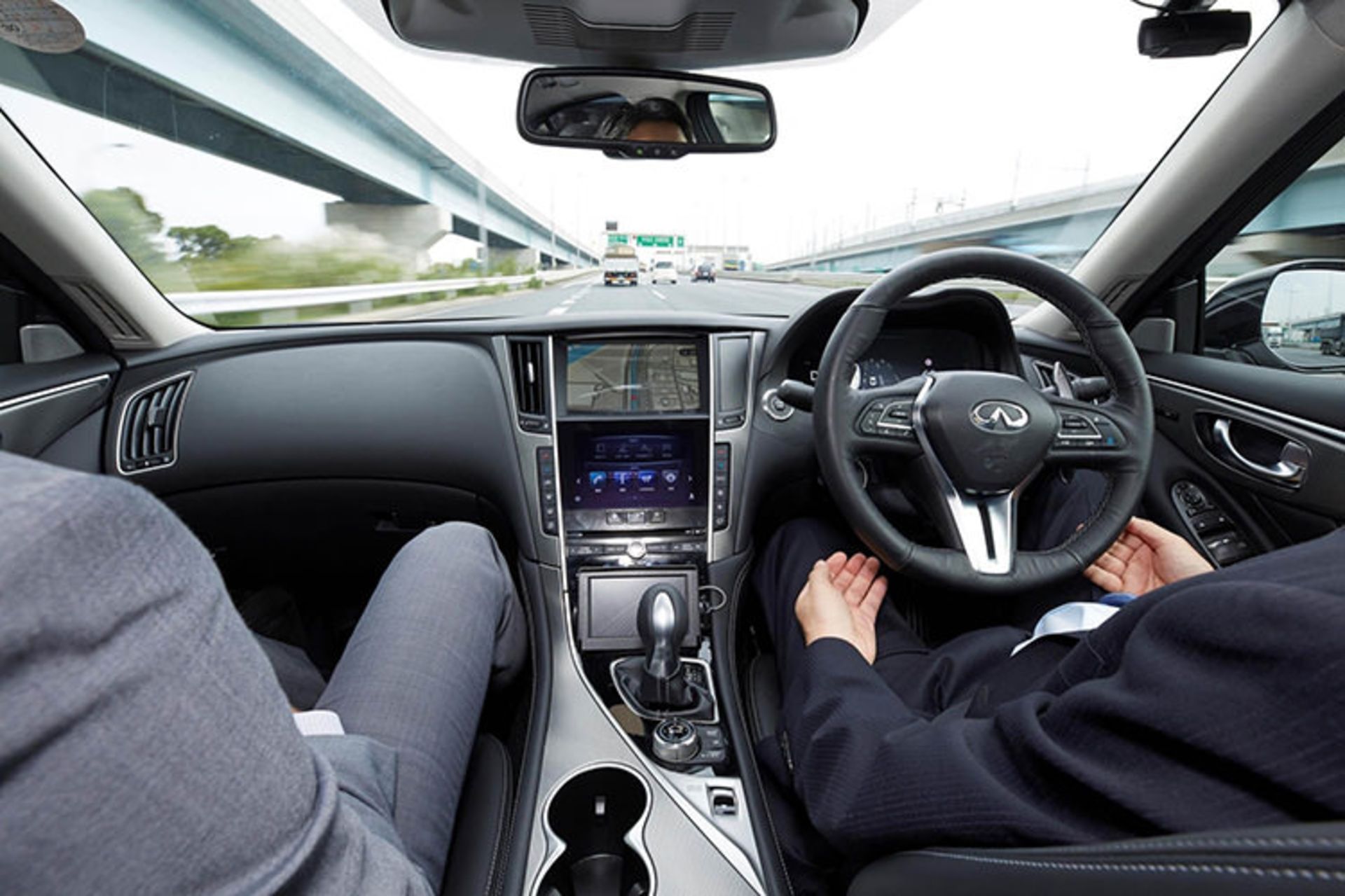 Autonomous Car self-driving car / خودروی خودران بدون راننده