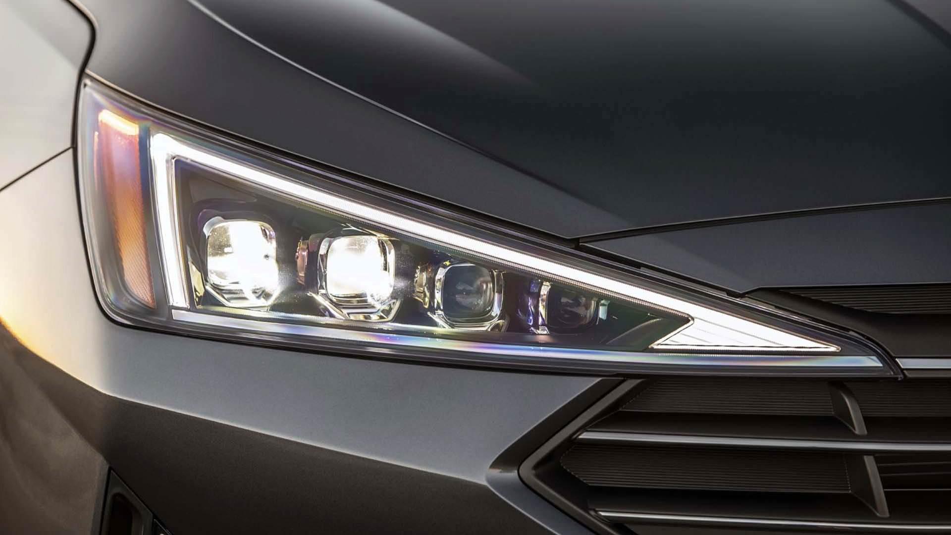 2019 Hyundai Elantra / سدان هیوندای النترا 2019
