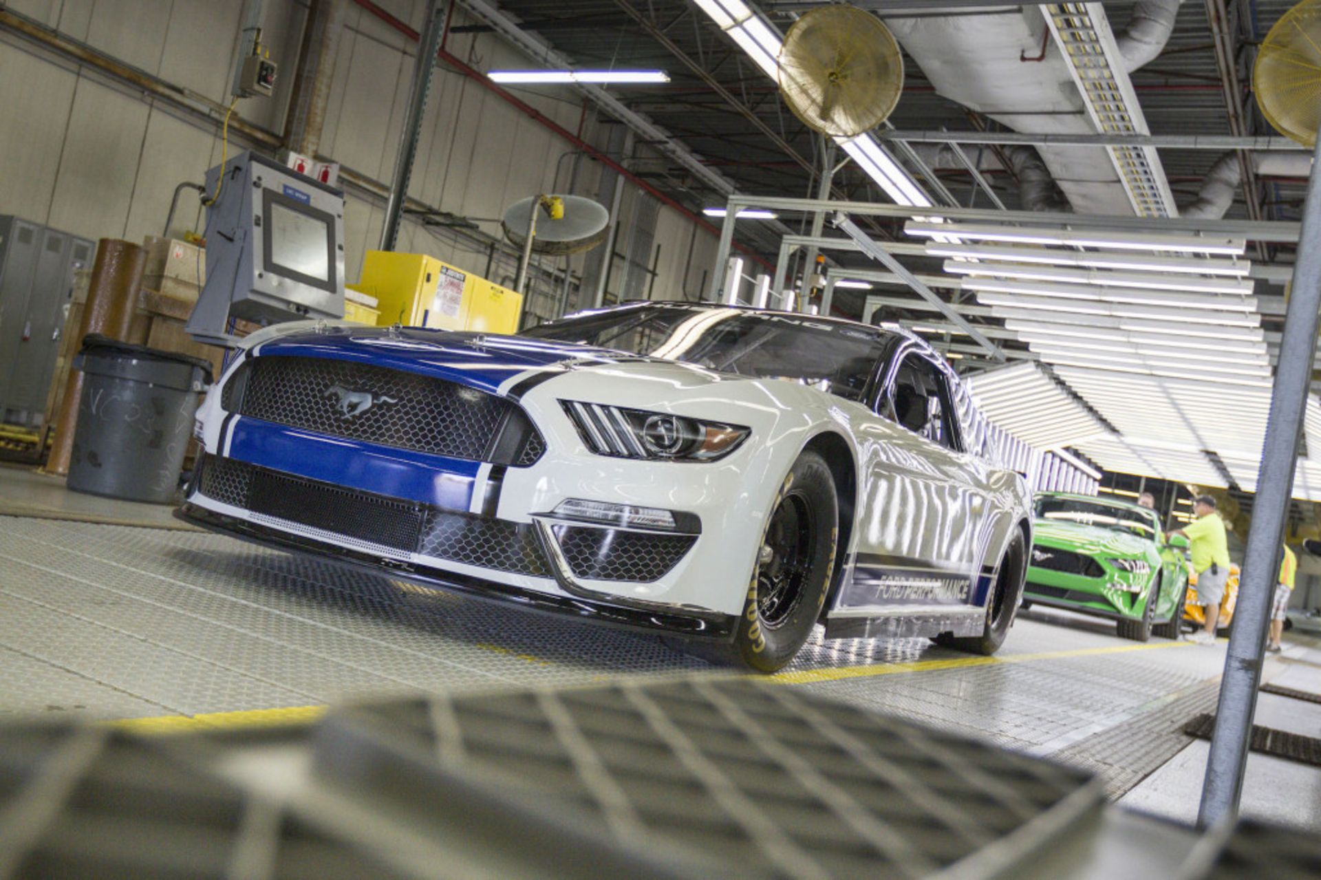 فورد موستانگ نسکار کاپ ریسر / Ford Mustang NASCAR