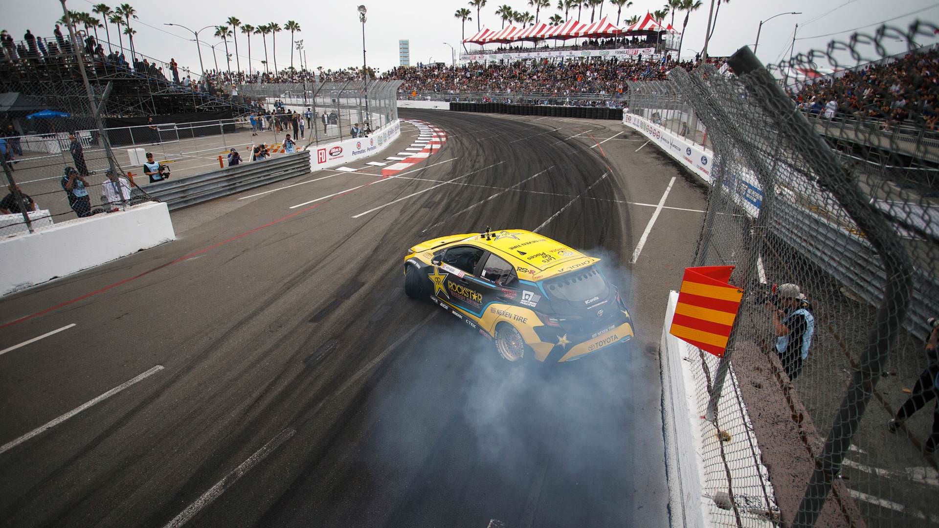 2018 Toyota Corolla / هاچ‌بک تویوتا کرولا ۲۰۱۸