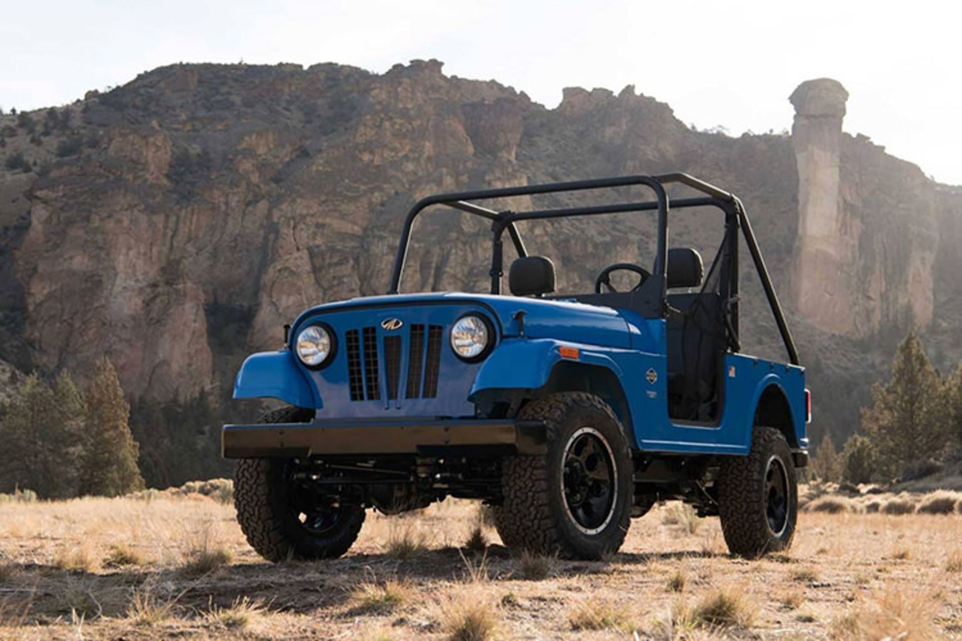 ماهیندرا روکسور / Mahindra Roxor
