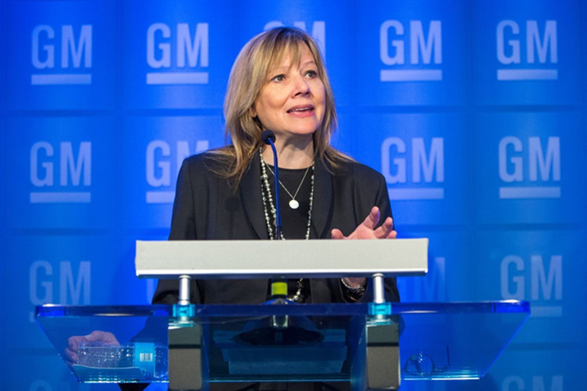 mary barra gm