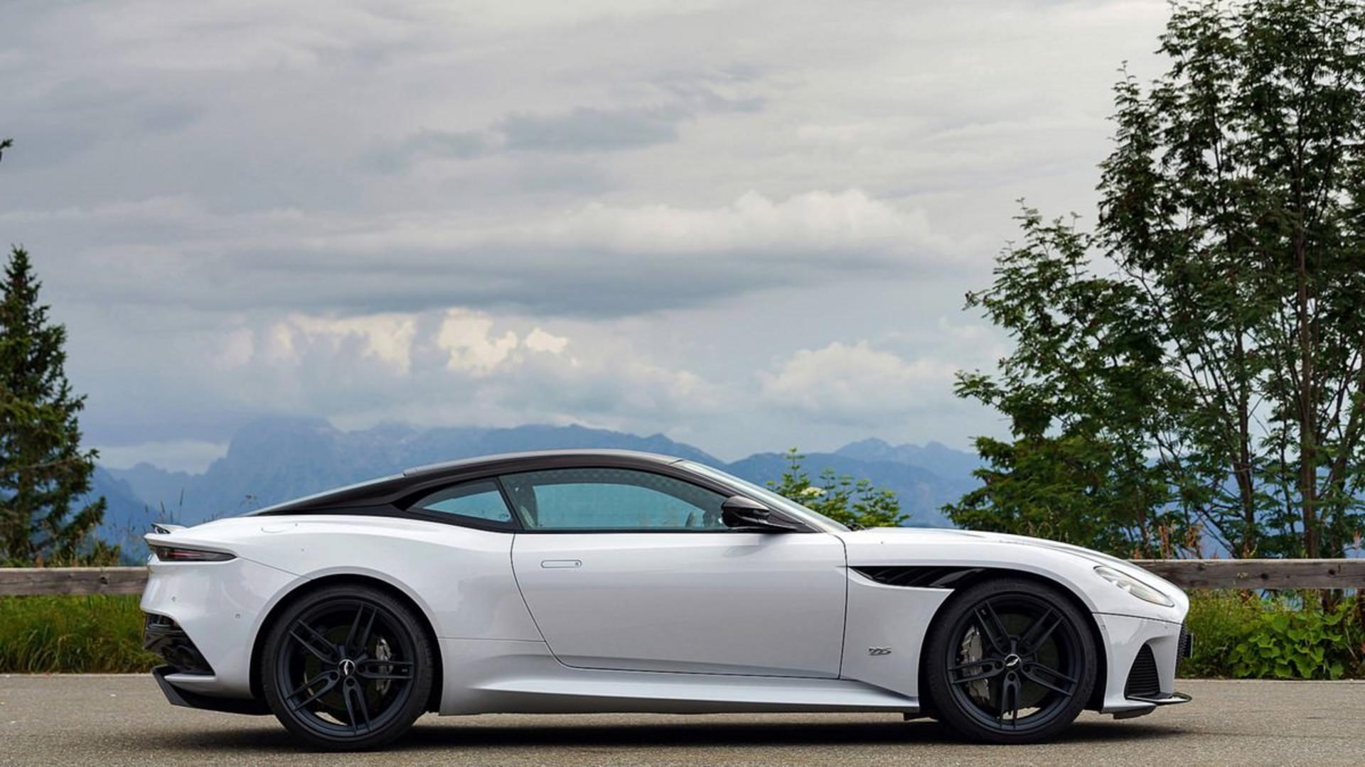 2019 Aston Martin DBS Superleggera