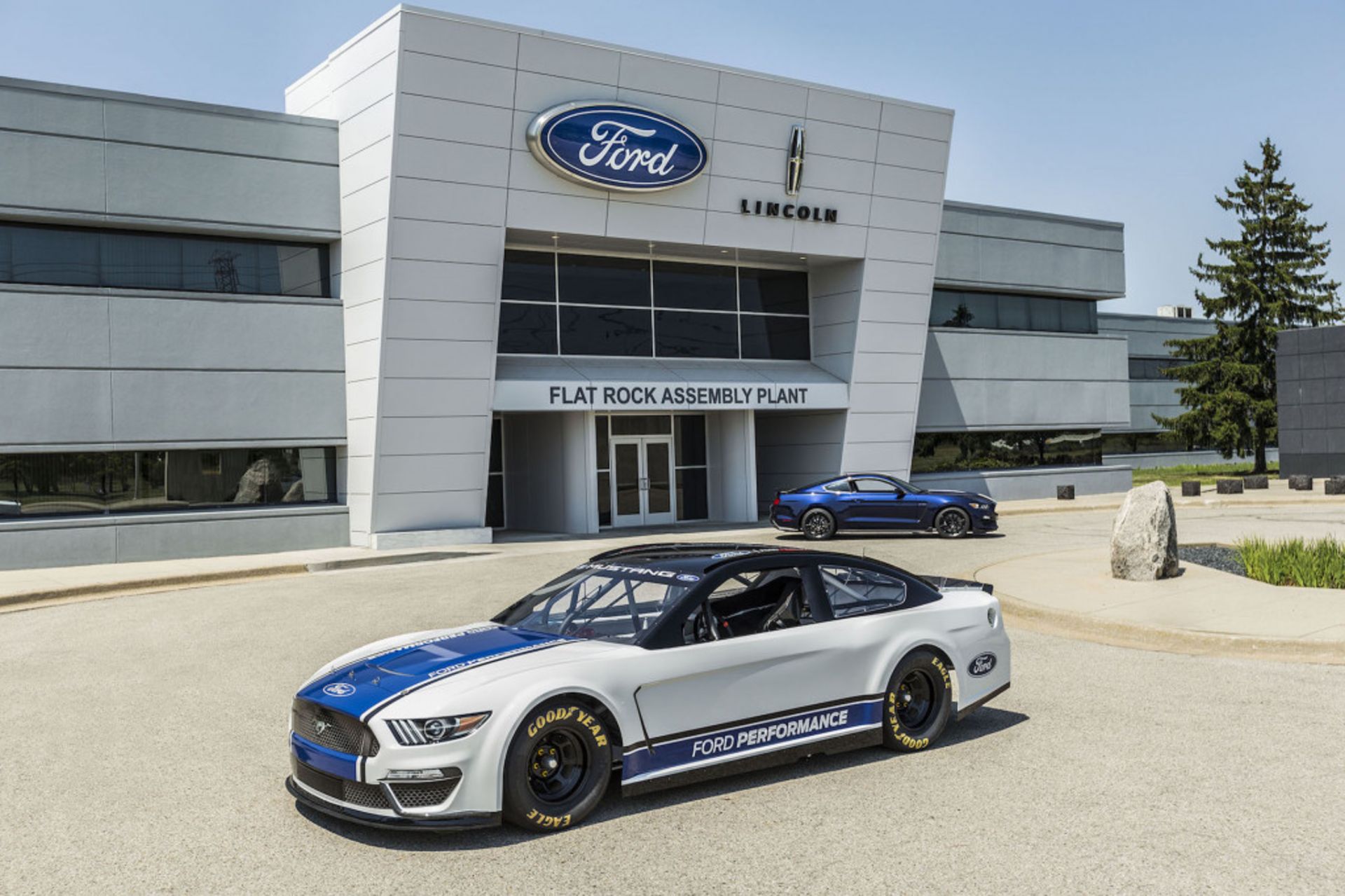 فورد موستانگ نسکار کاپ ریسر / Ford Mustang NASCAR