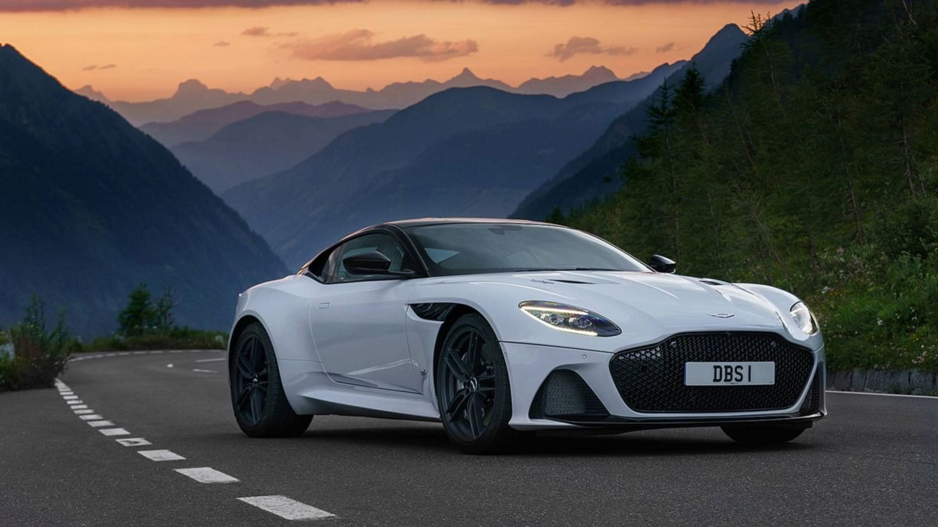 2019 Aston Martin DBS Superleggera
