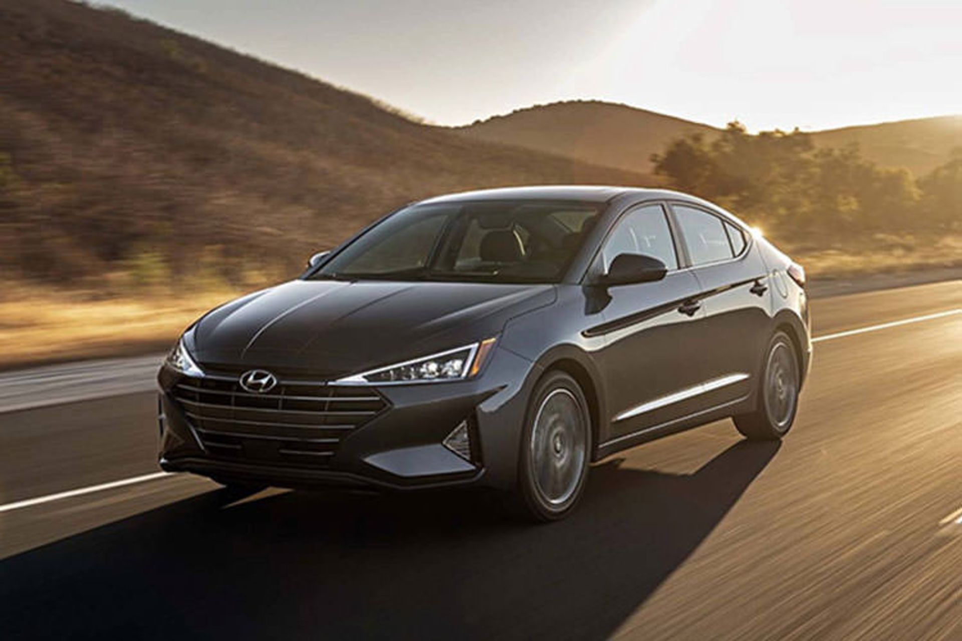 2019 Hyundai Elantra / سدان هیوندای النترا 2019