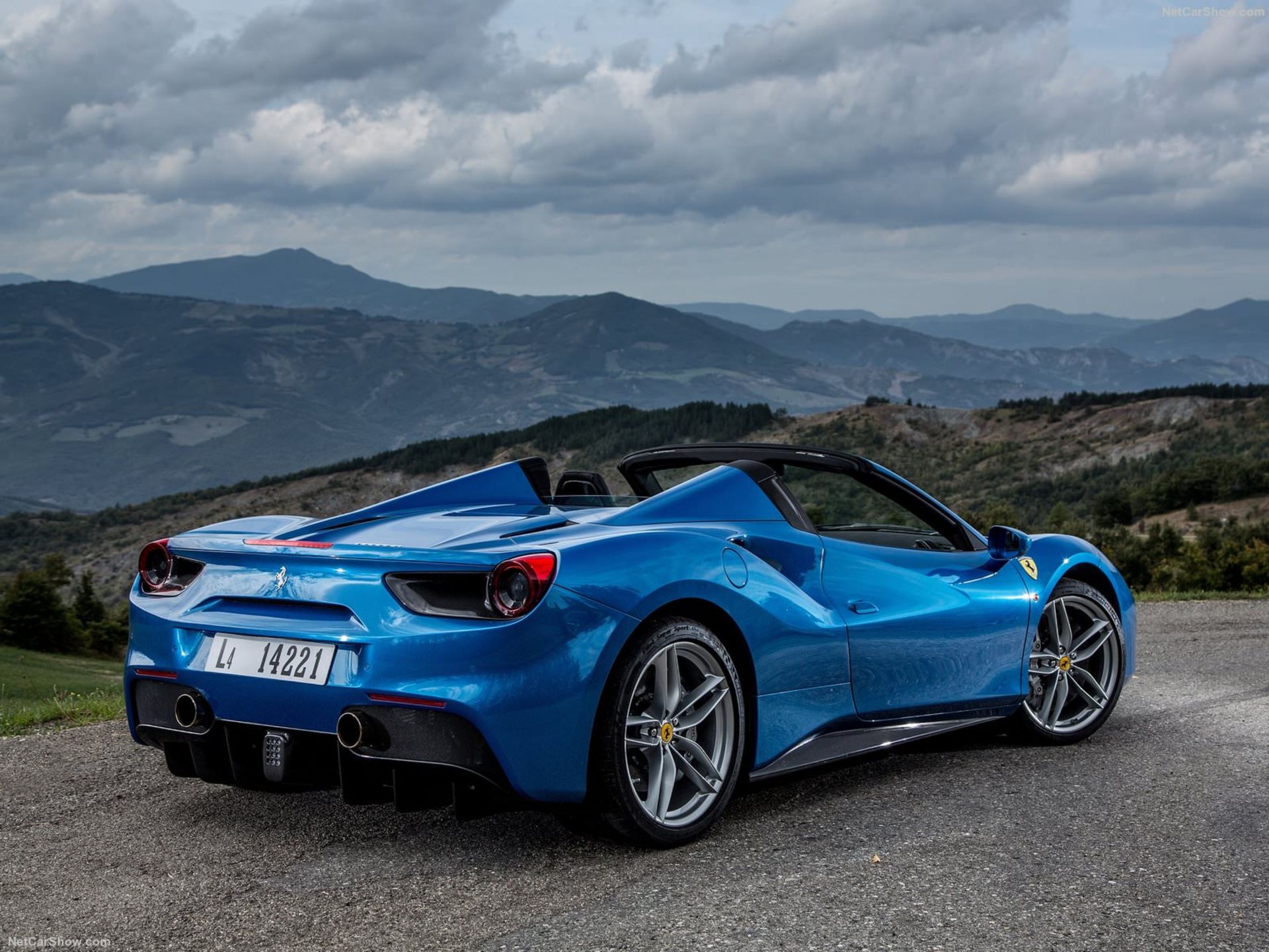 Ferrari 488