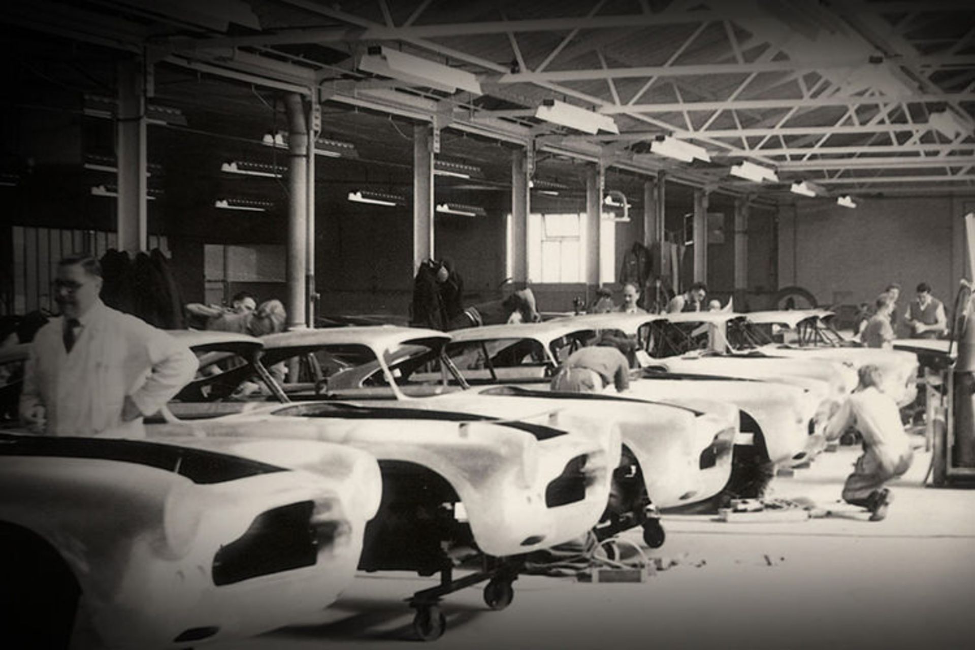 aston martin / استون مارتین