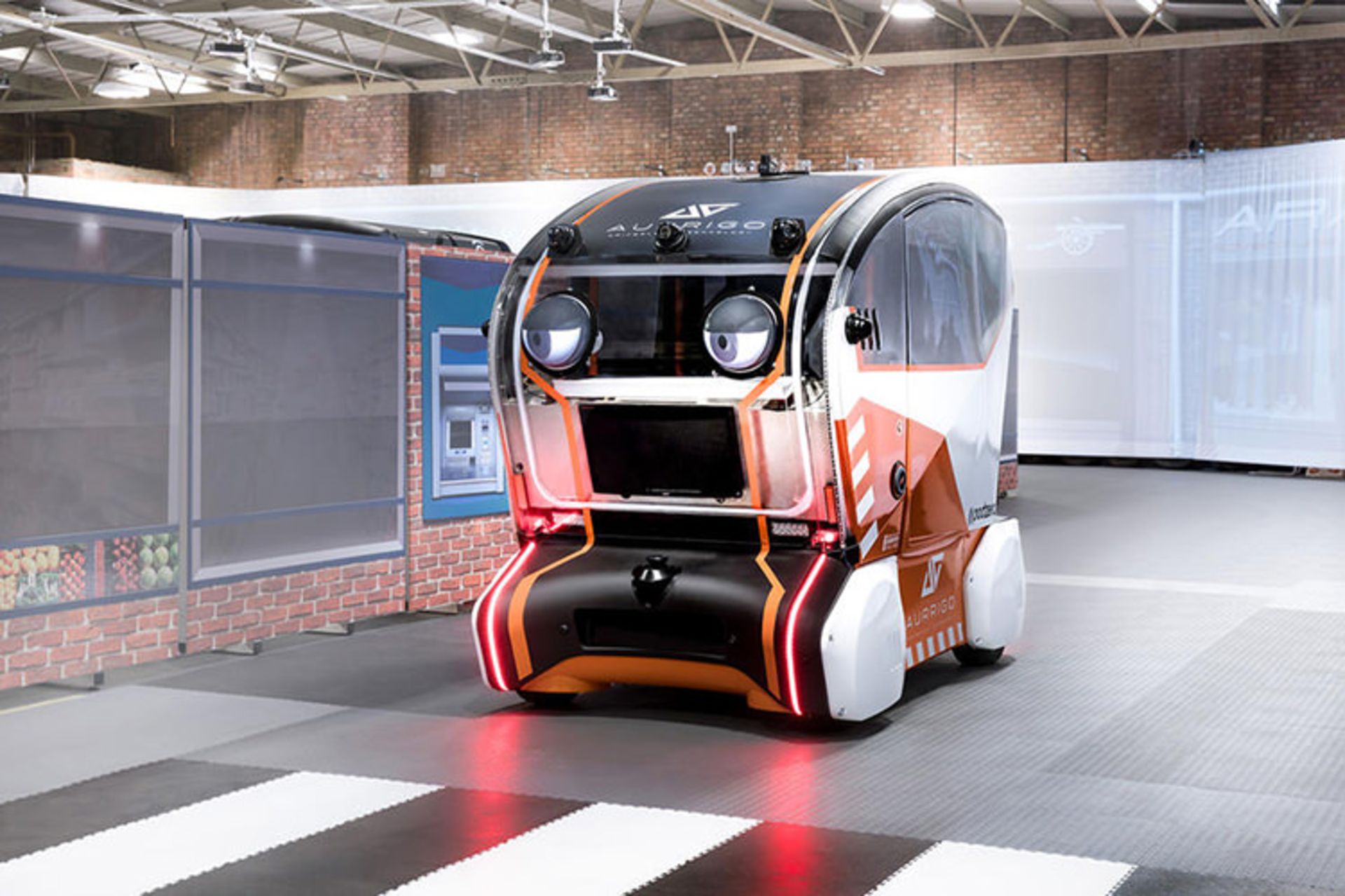 Jaguar Land Rover self-driving car / خودروی خودران جگوار لندرور