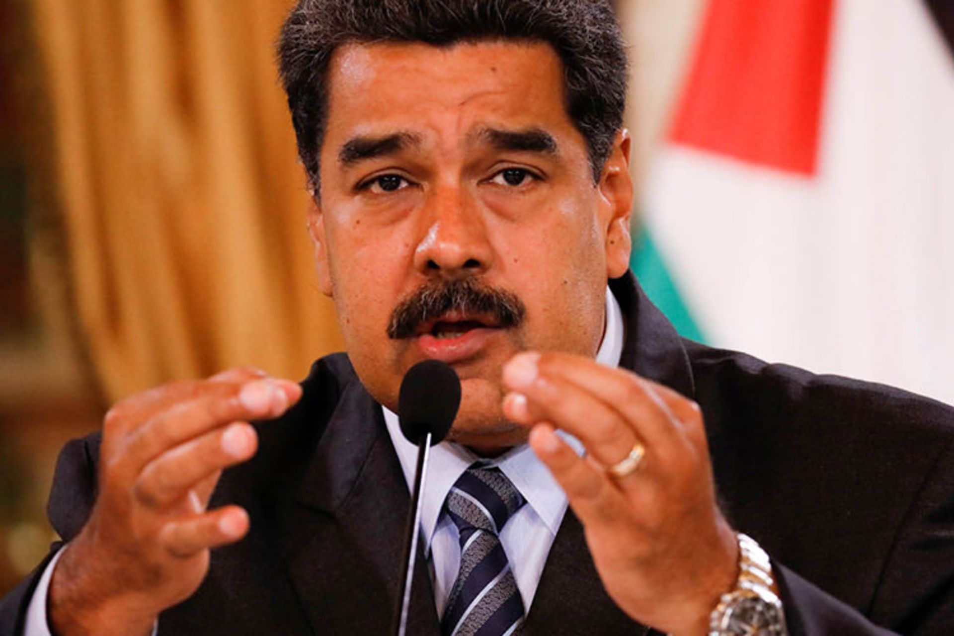 نیکلاس مادورو