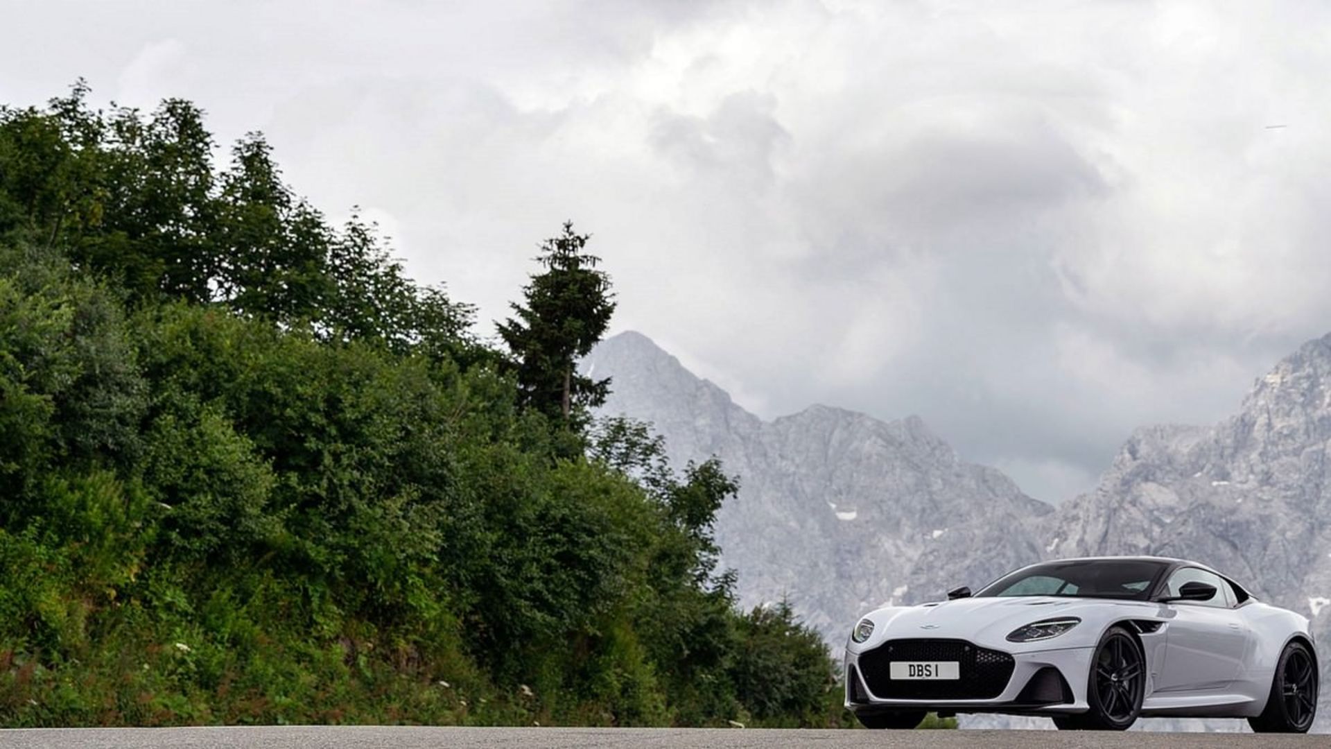 2019 Aston Martin DBS Superleggera