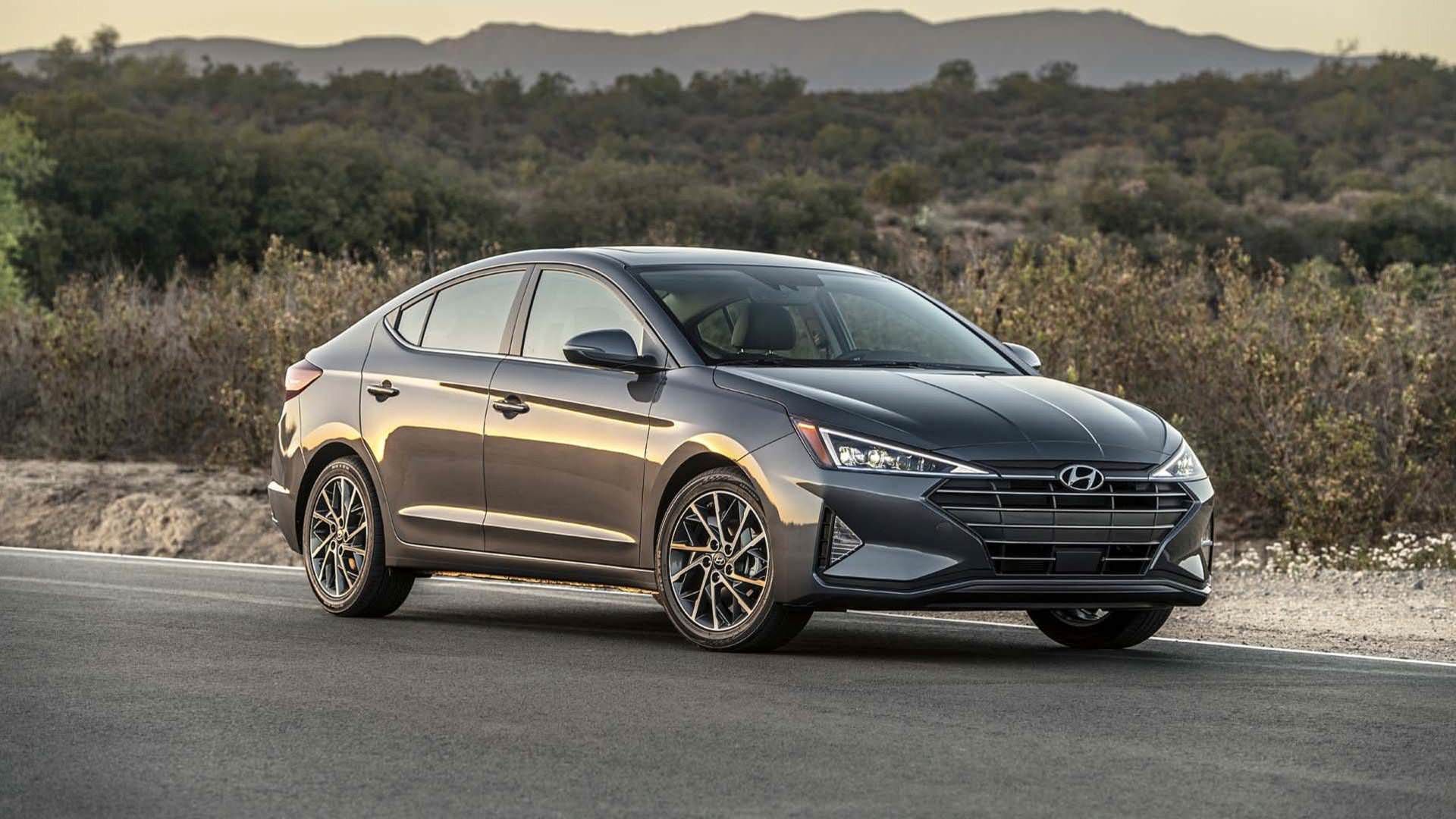 2019 Hyundai Elantra / سدان هیوندای النترا 2019