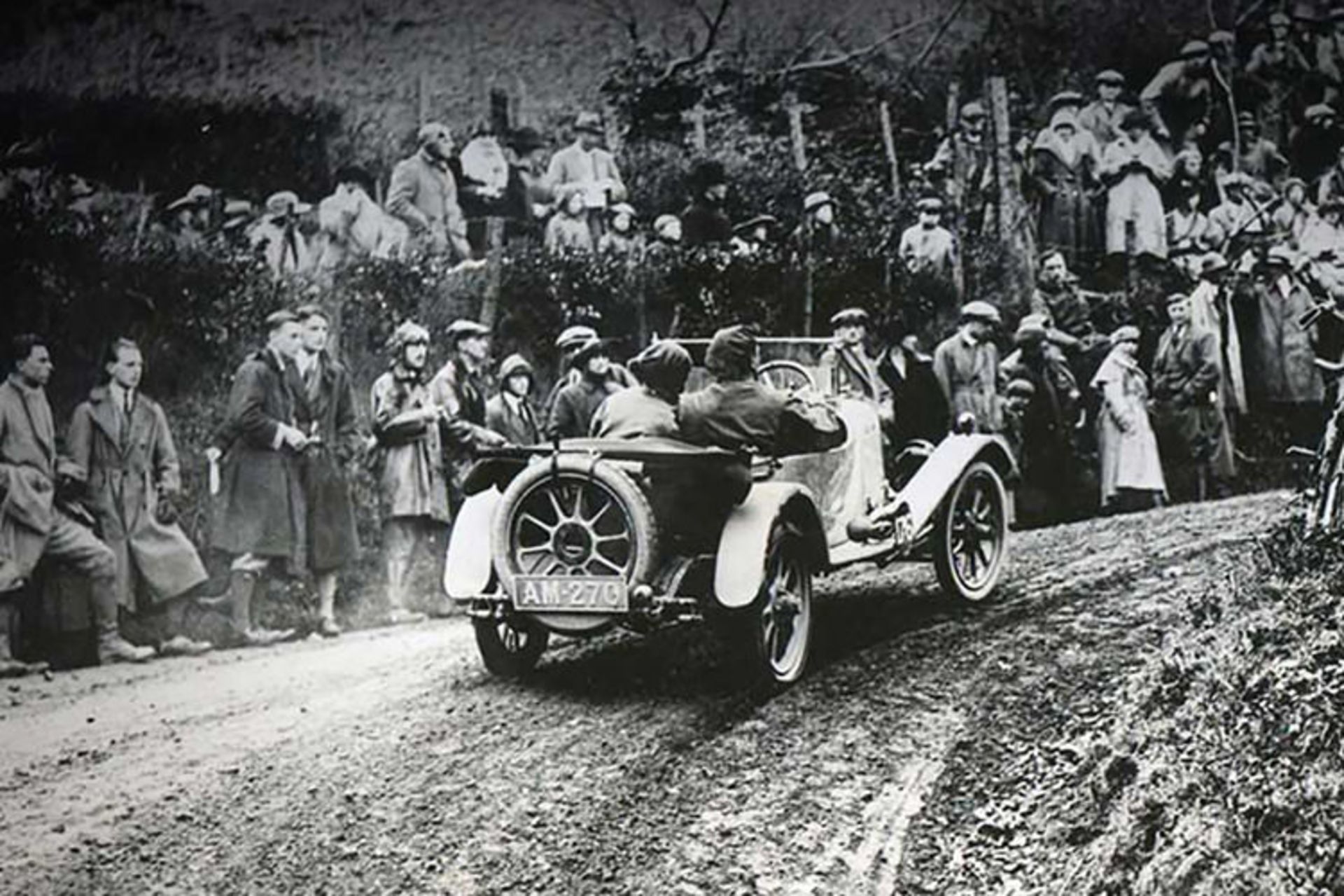 aston martin / استون مارتین