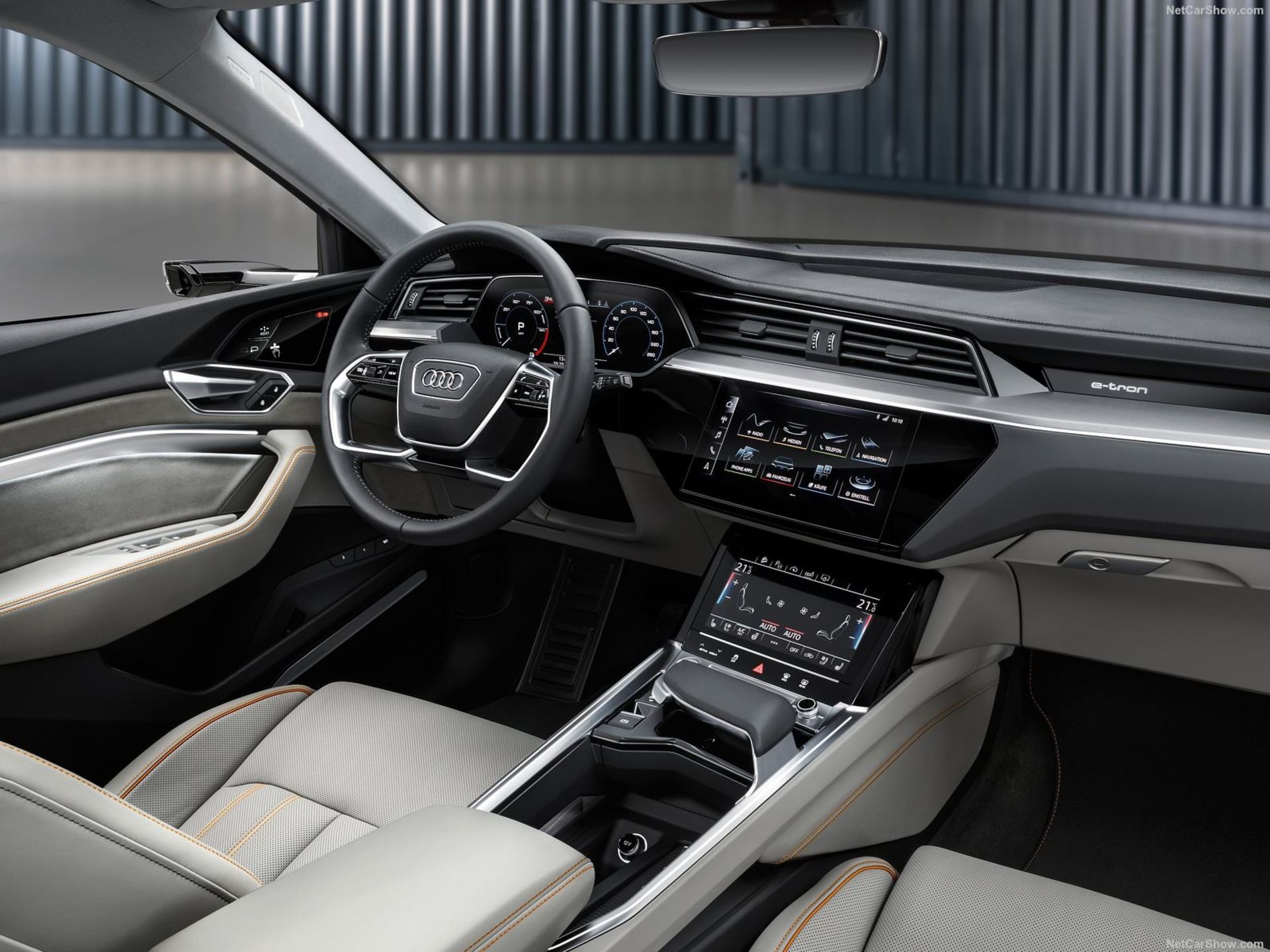 مرجع متخصصين ايران Audi E-Tron 2019