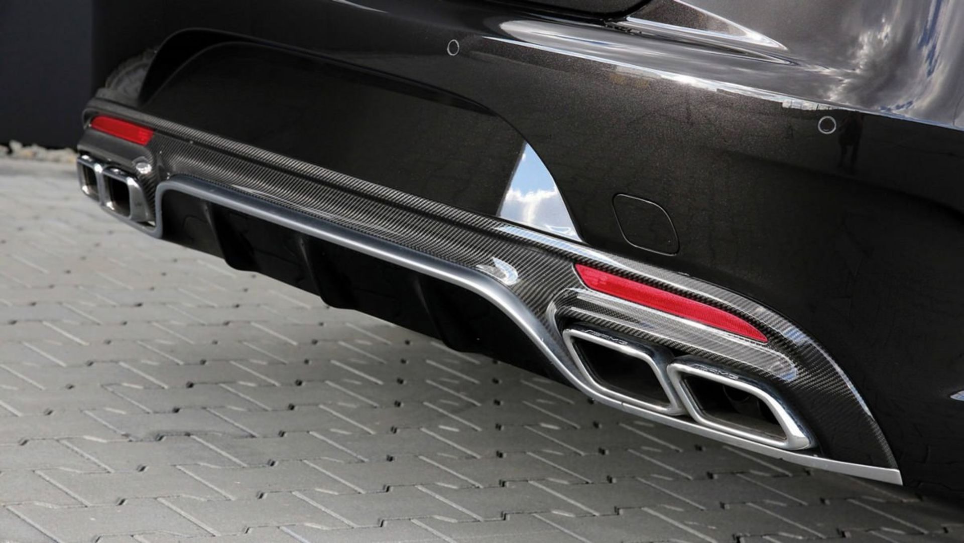 مرسدس بنز AMG S63