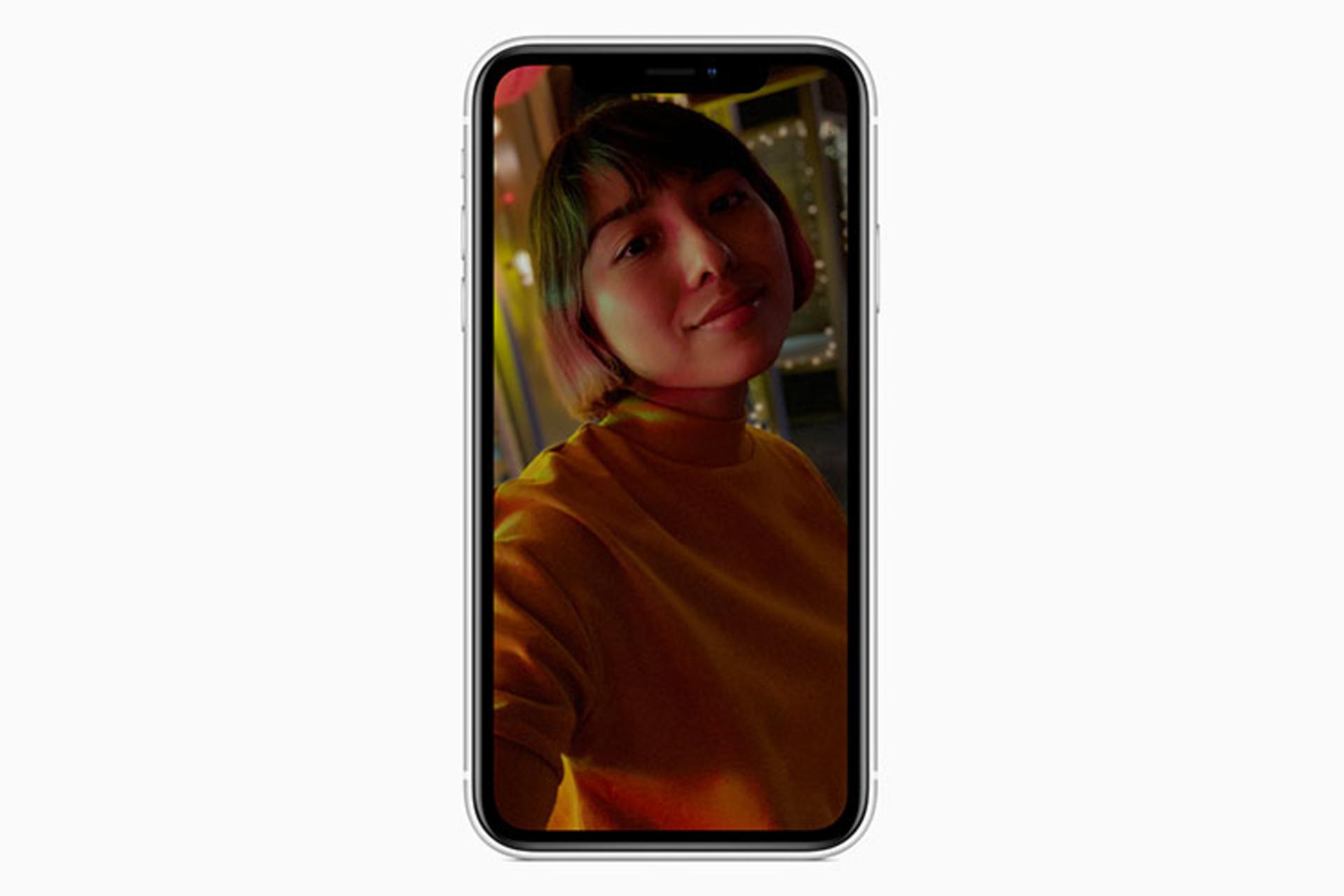آیفون 10 آر / iPhone XR