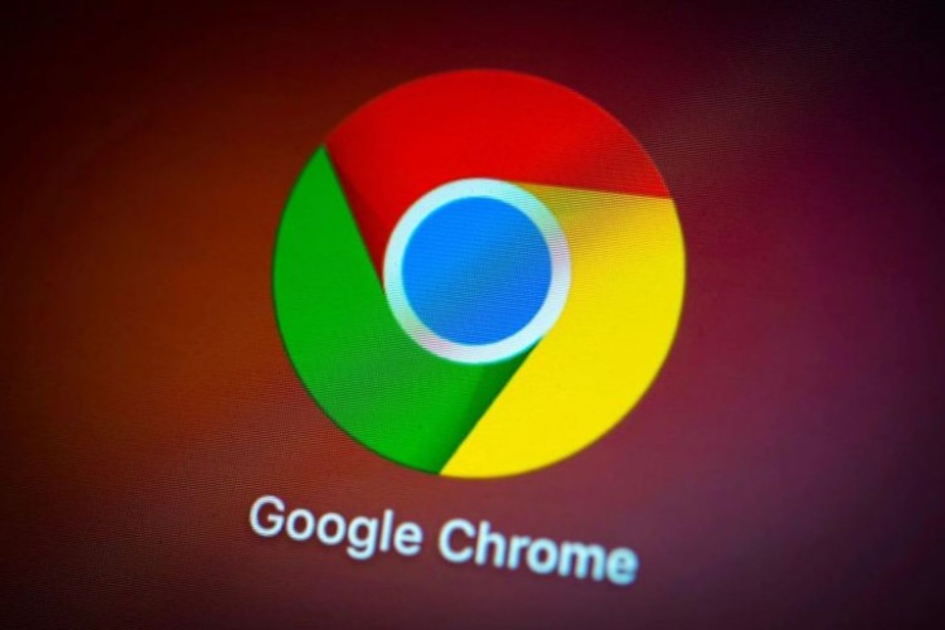 لوگو گوگل کروم / Google Chrome در پس زمینه قرمز