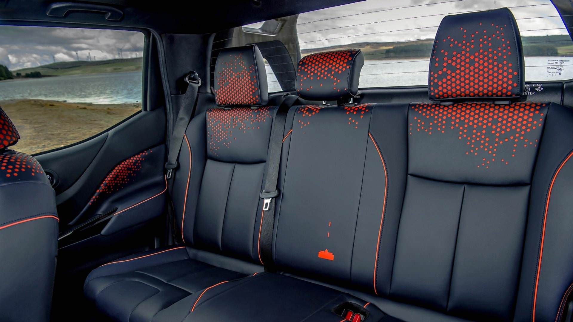 Nissan Navara Dark Sky Concept pickup / پیک‌آپ مفهومی نیسان ناوارا دارک اسکای