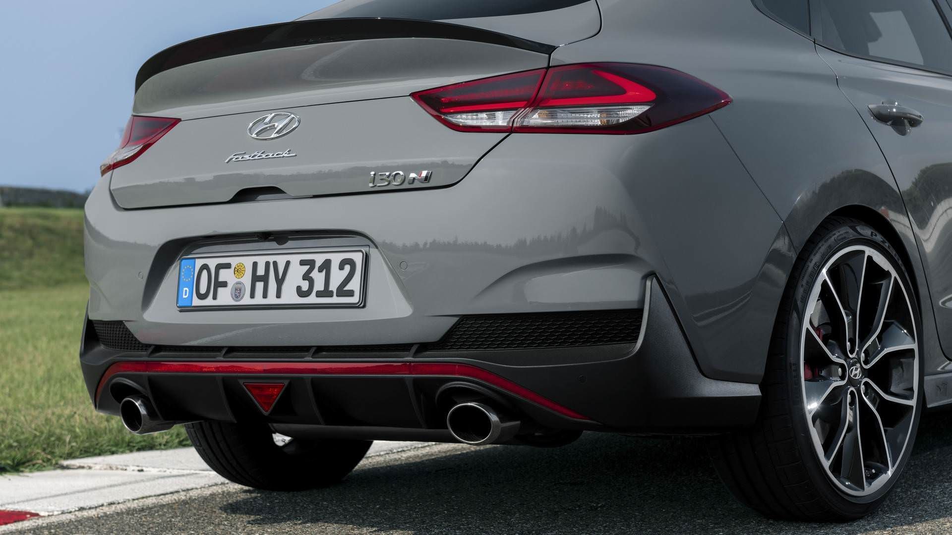 Hyundai i30 Fastback N / هیوندای i30 فست‌بک N