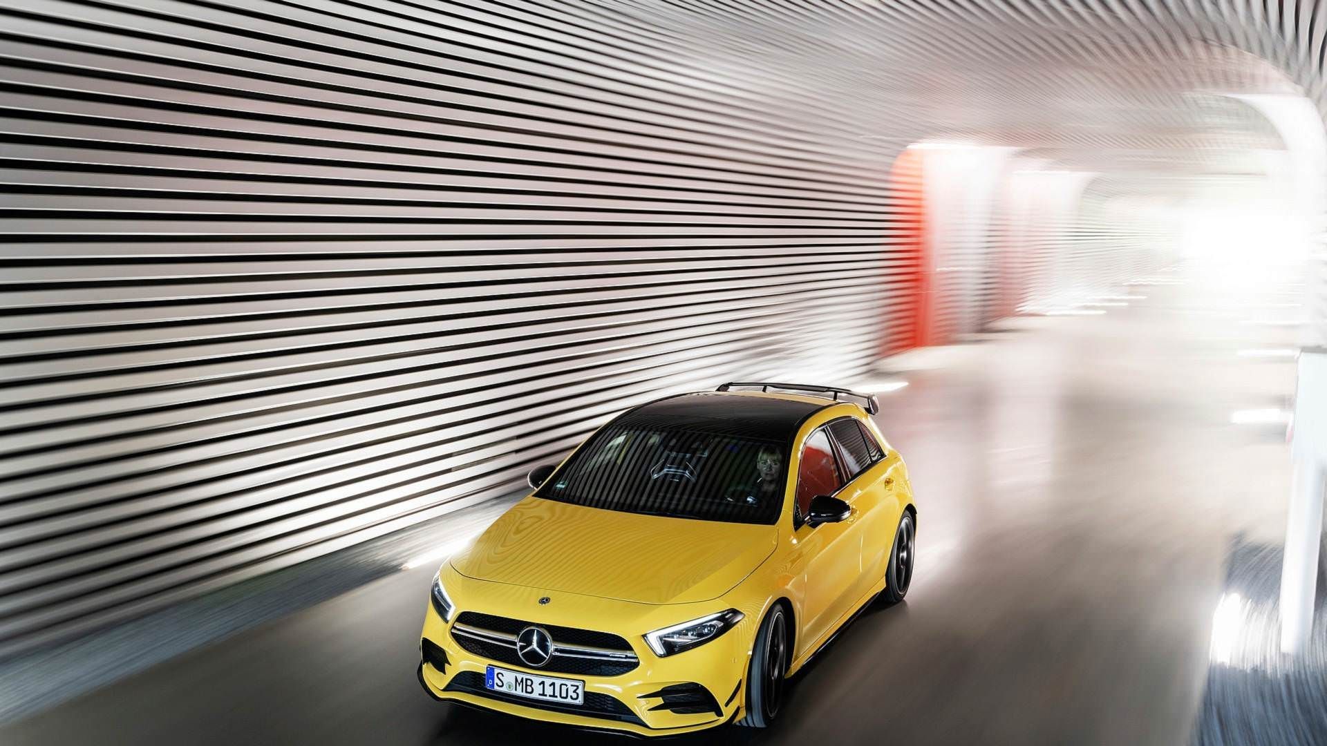 Mercedes-AMG A35 4MATIC / هاچ‌بک مرسدس AMG A35 4MATIC