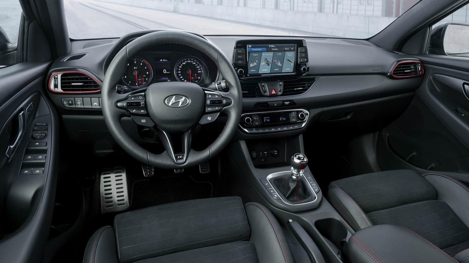 Hyundai i30 Fastback N / هیوندای i30 فست‌بک N