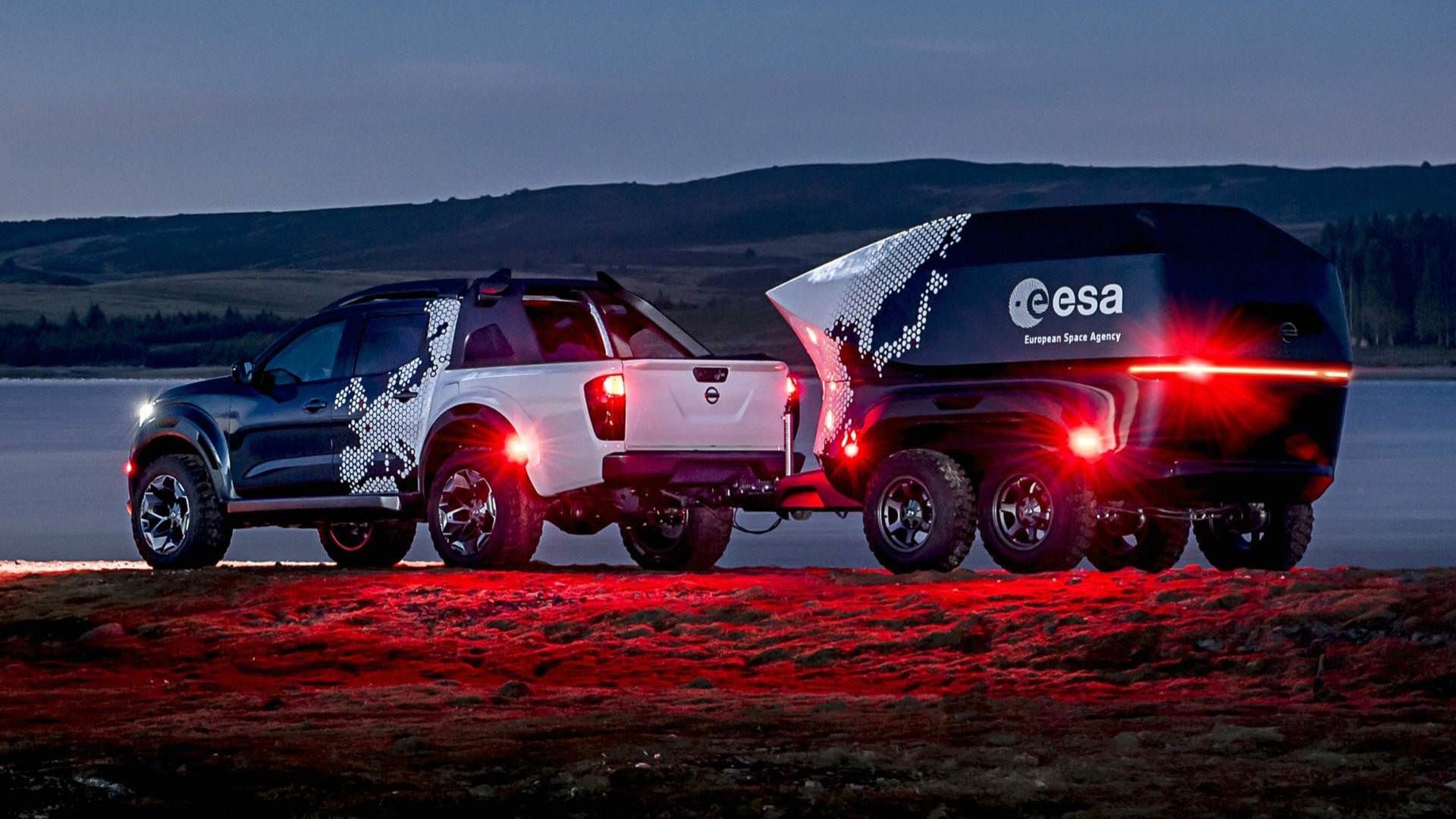 Nissan Navara Dark Sky Concept pickup / پیک‌آپ مفهومی نیسان ناوارا دارک اسکای