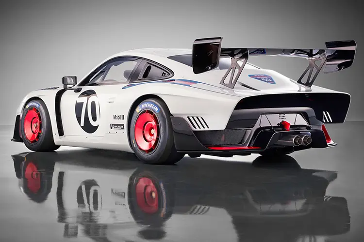 Porsche 935