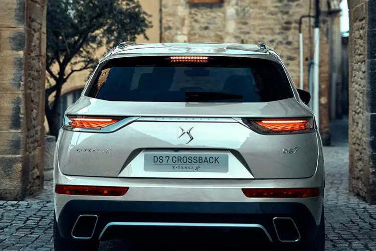 DS 7 Crossback E-Tense 4x4
