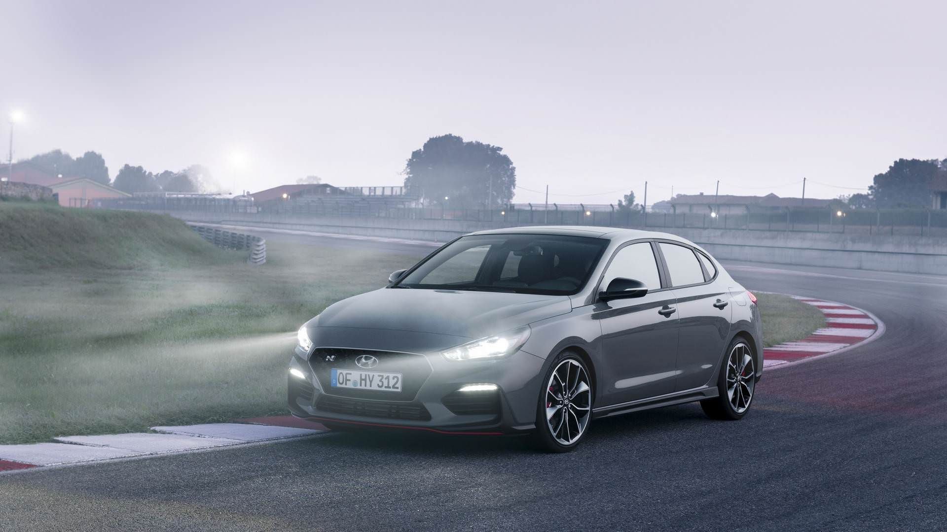 Hyundai i30 Fastback N / هیوندای i30 فست‌بک N