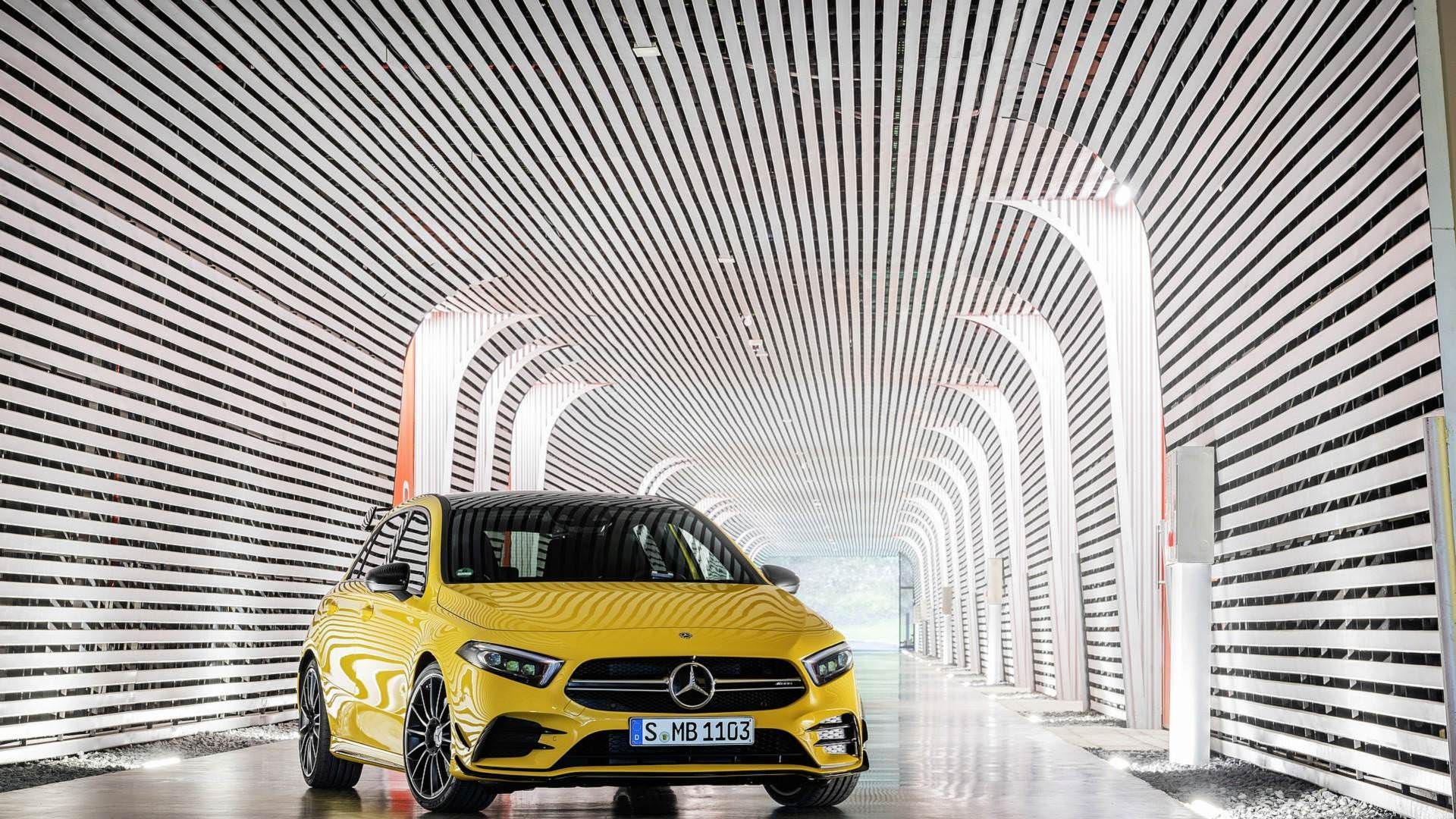 Mercedes-AMG A35 4MATIC / هاچ‌بک مرسدس AMG A35 4MATIC