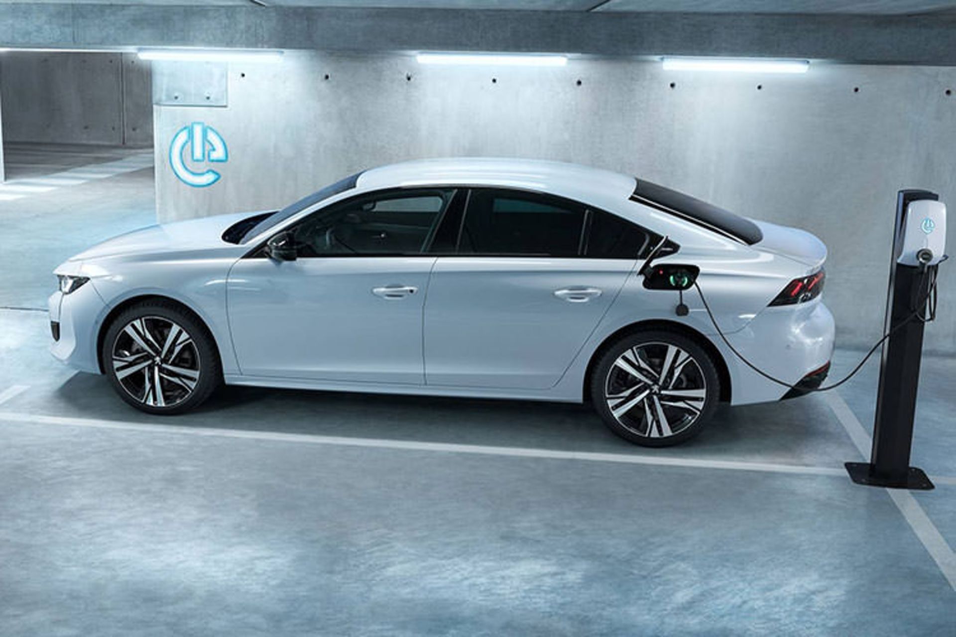 2019 Peugeot 508 Plug-In Hybrid /  پژو 508 پلاگین هیبرید