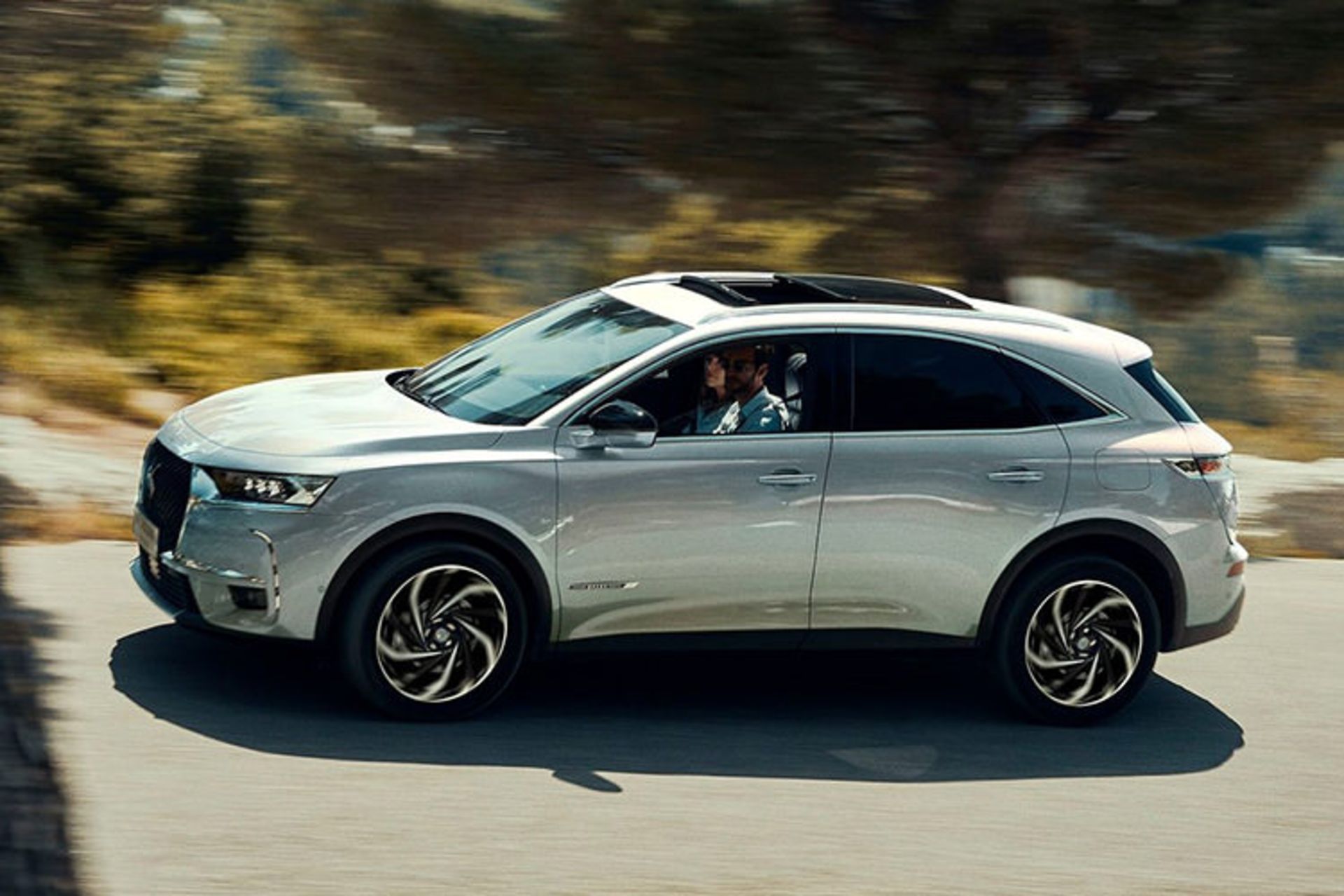 DS 7 Crossback E-Tense 4x4