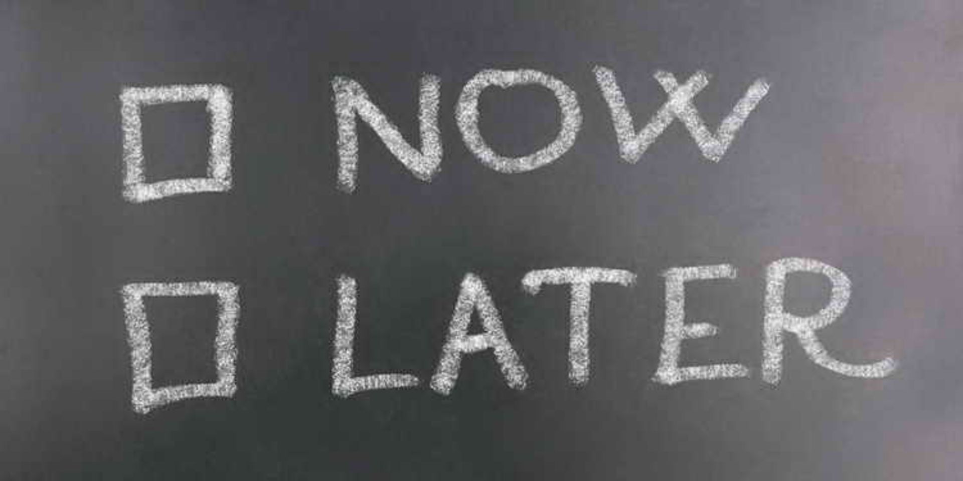 Procrastinate in Long Deadlines