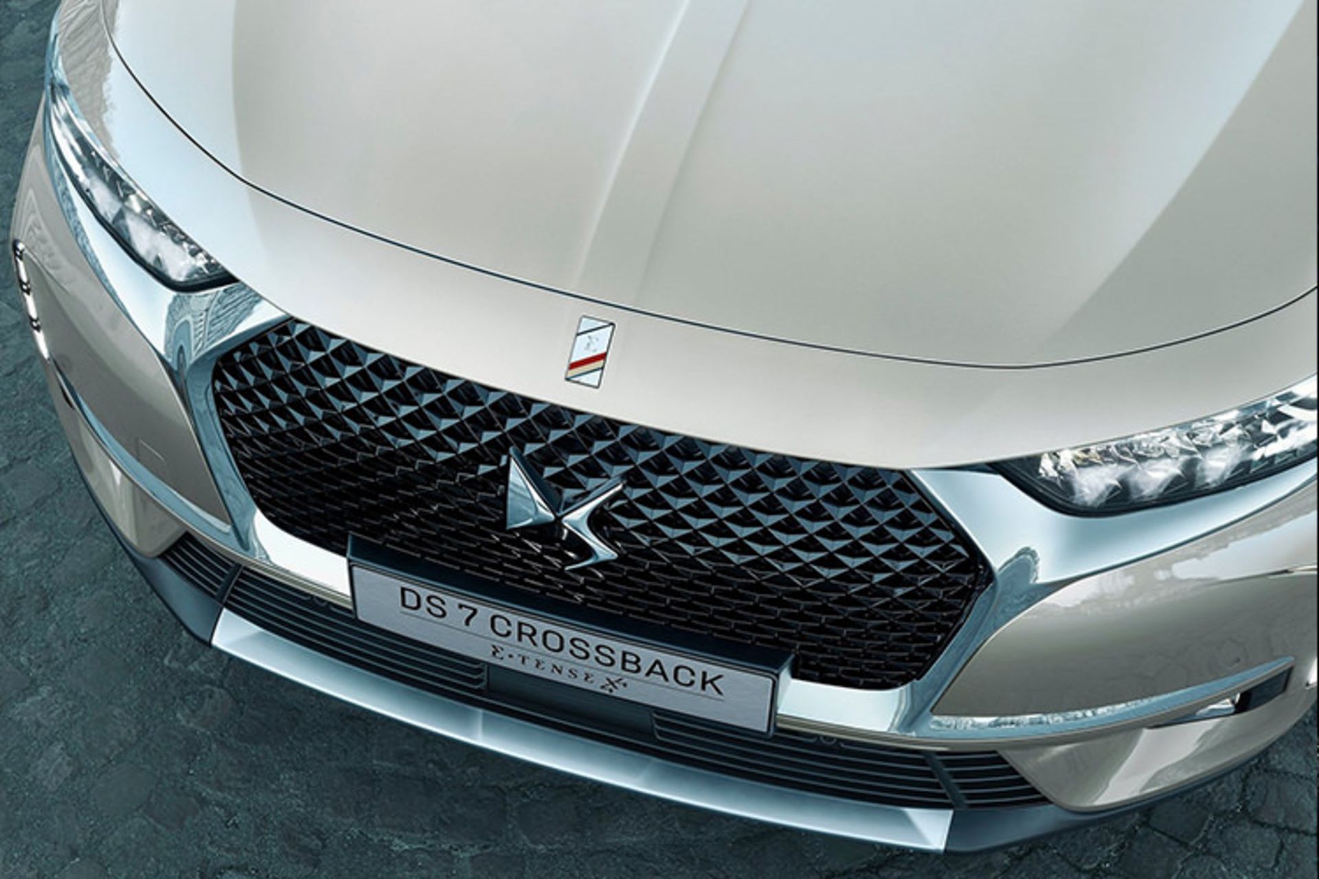 DS 7 Crossback E-Tense 4x4