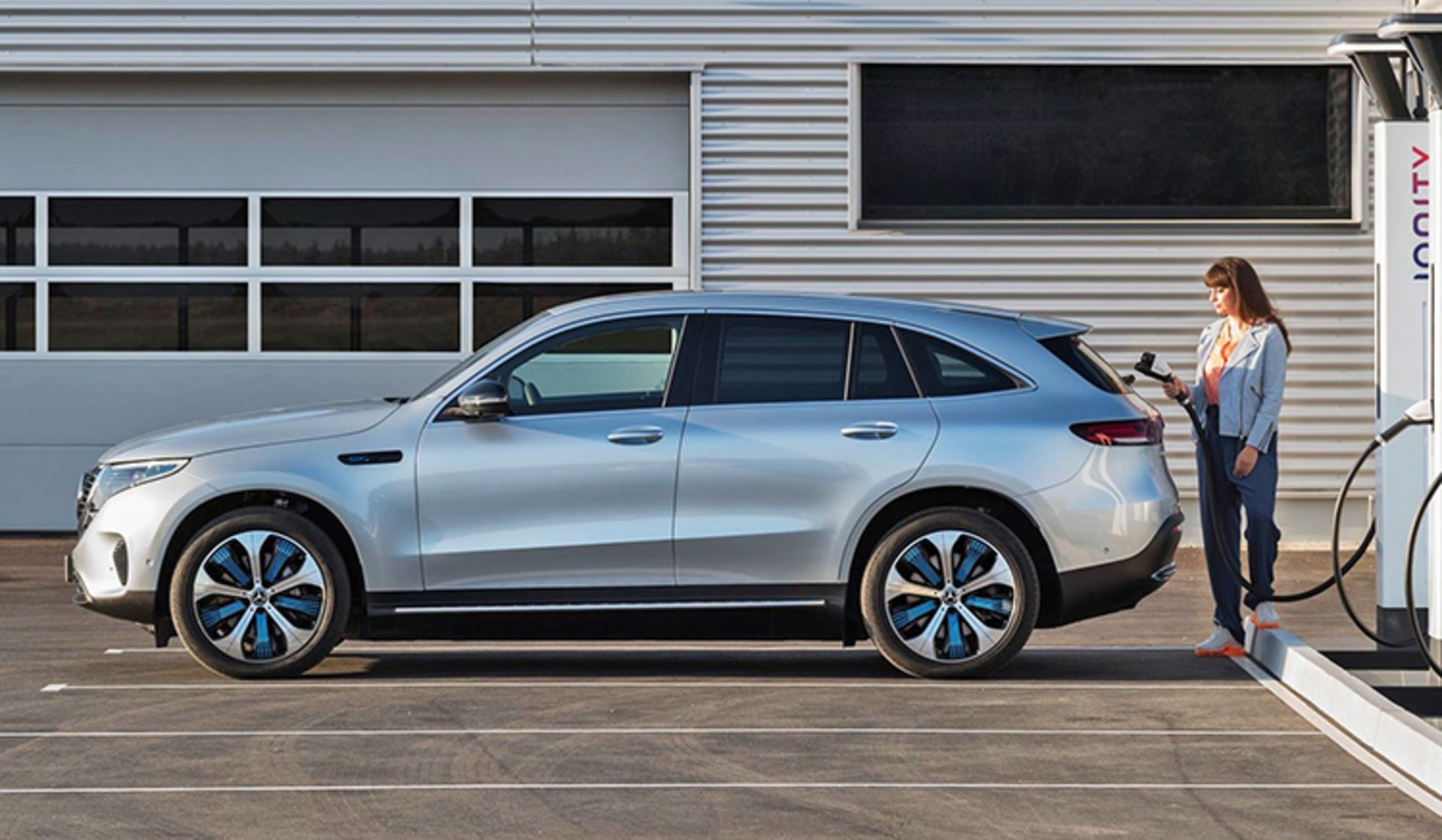 Mercedes benz EQC