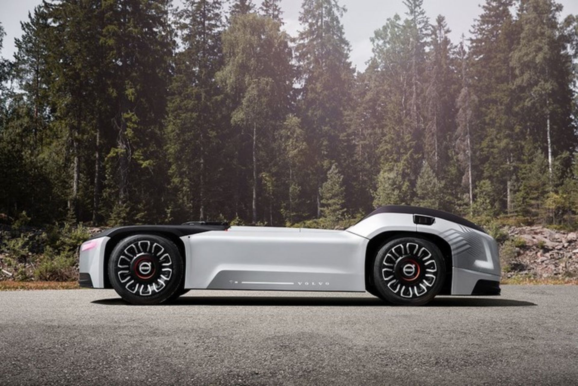 Volvo Autonomous Truck 