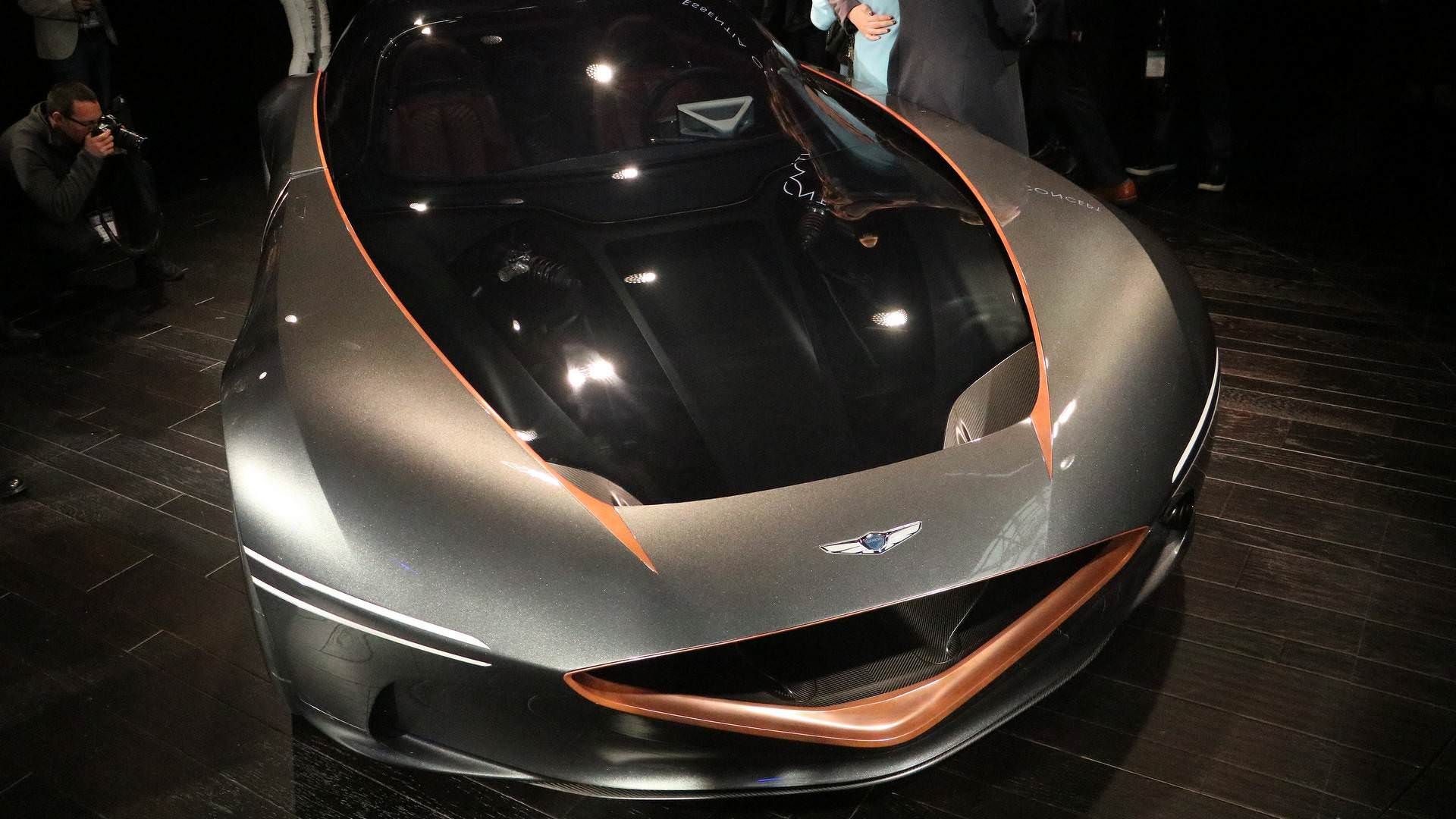 جنسیس اسنتیا