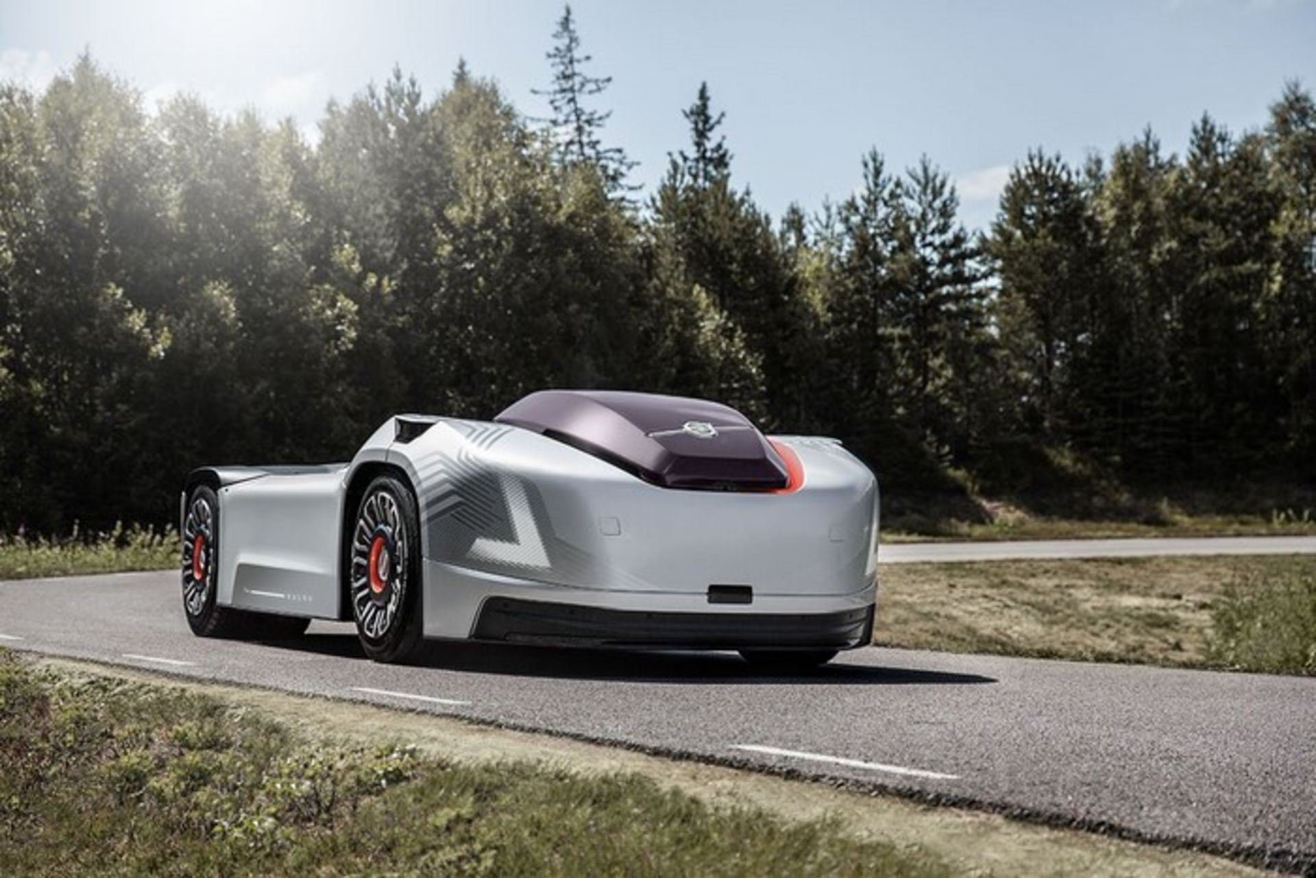 Volvo Autonomous Truck 