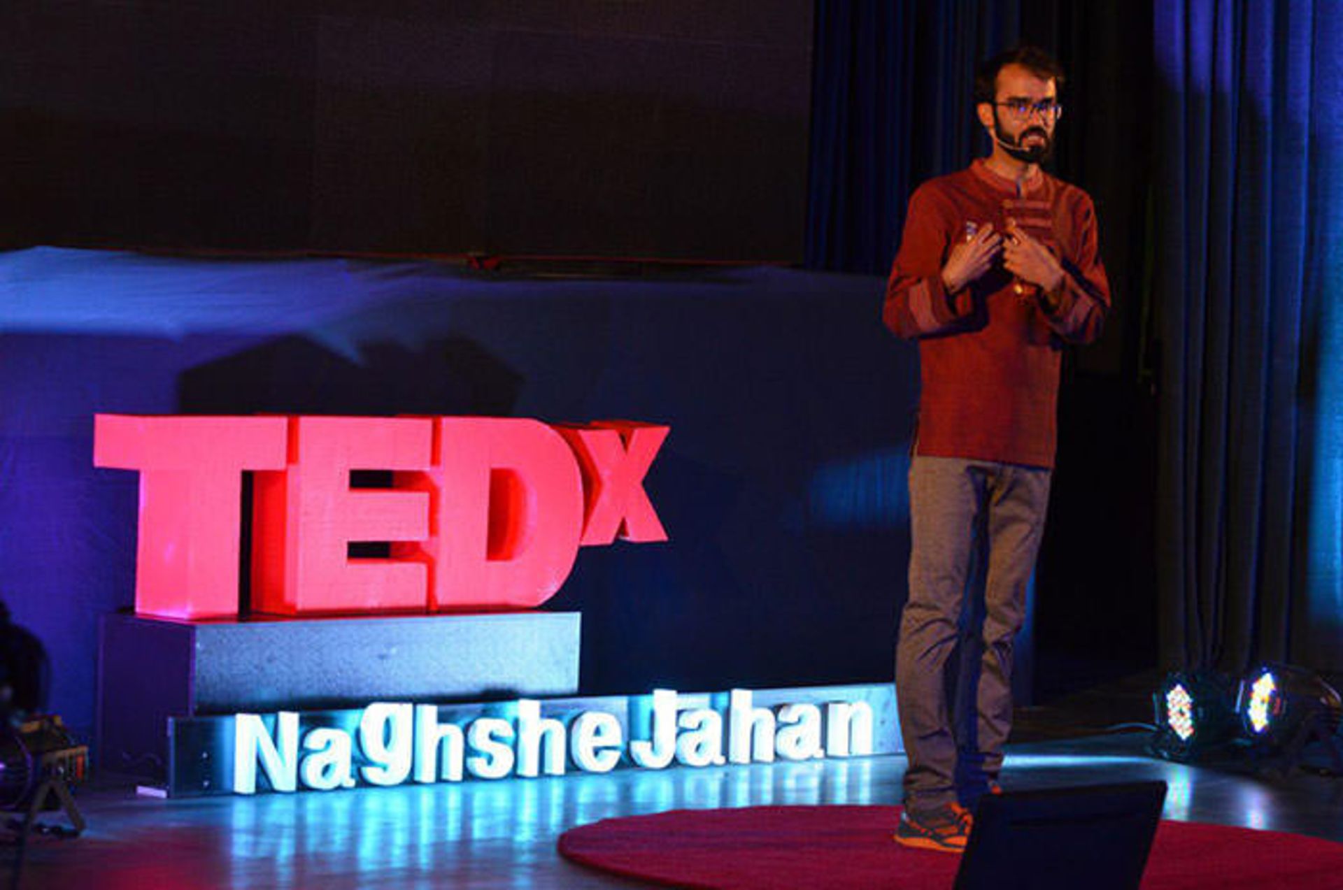 تدکس نقش جهان / Tedx