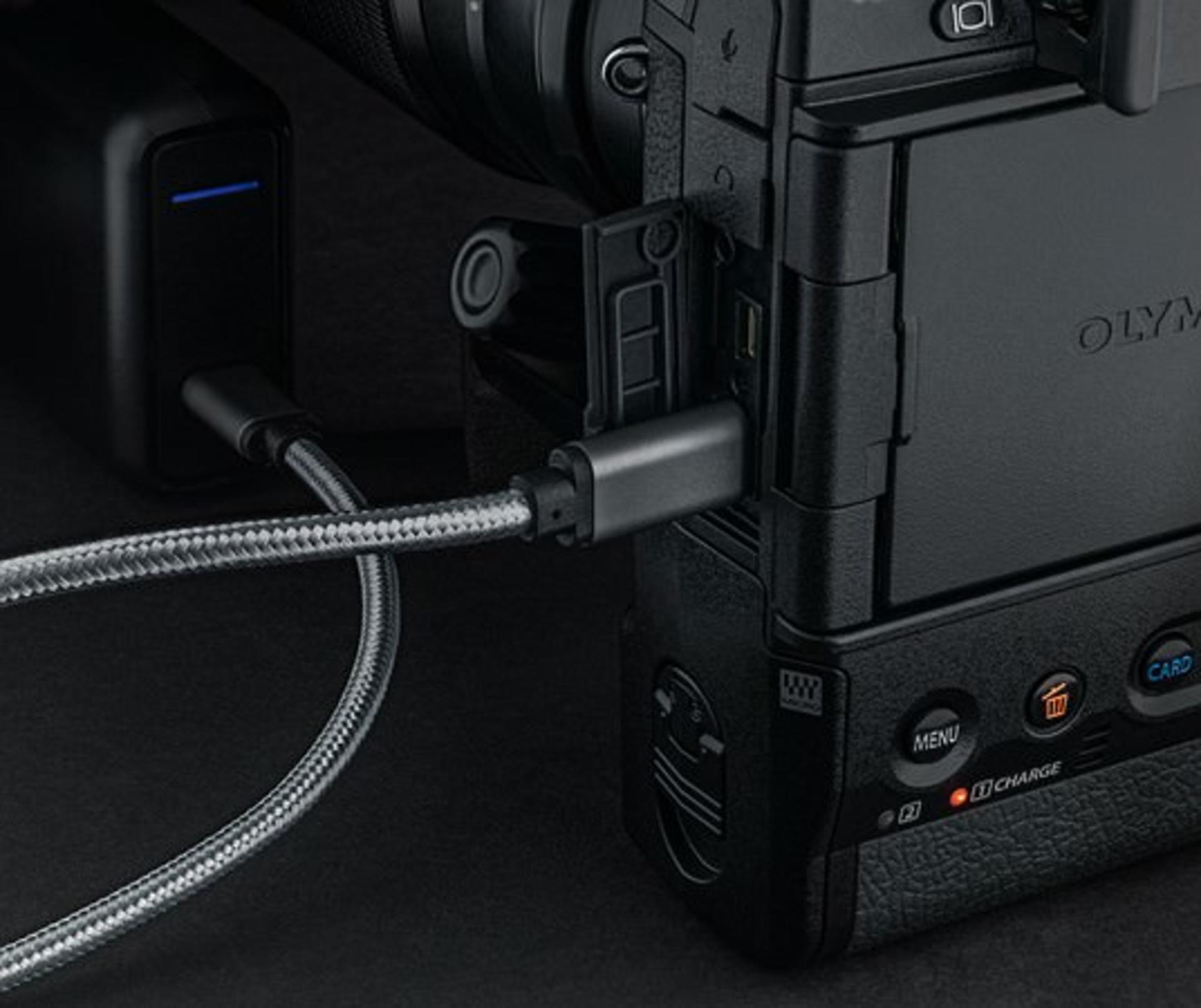 دوربین المپوس OM-D E-M1X