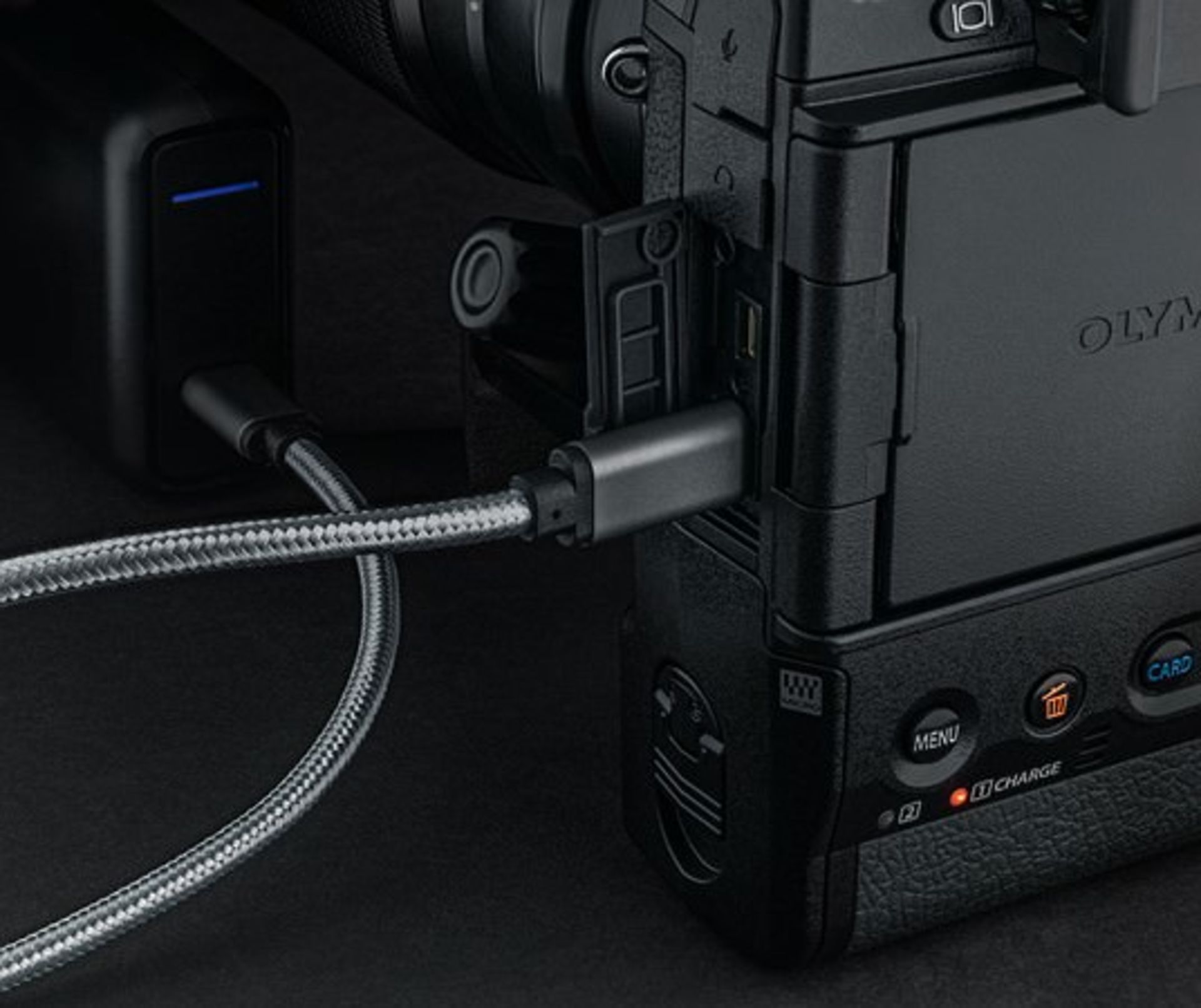 دوربین المپوس OM-D E-M1X