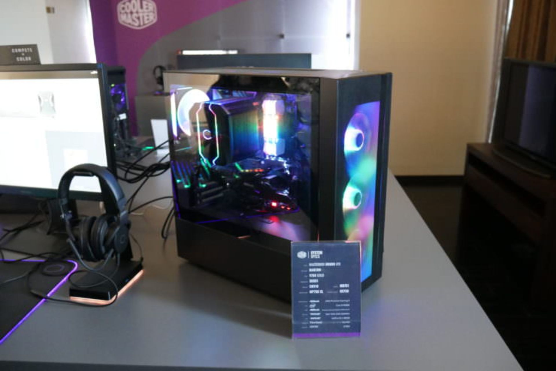 MasterBox NR400 و NR600