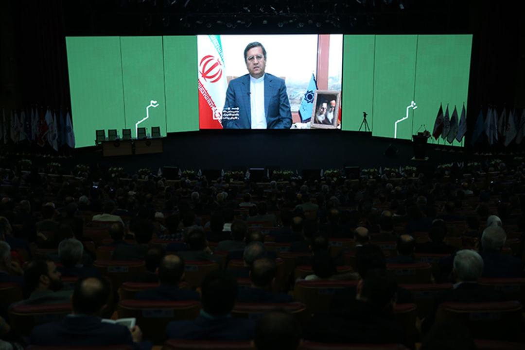 عبدالناصر همتی رئیس بانک مرکزی