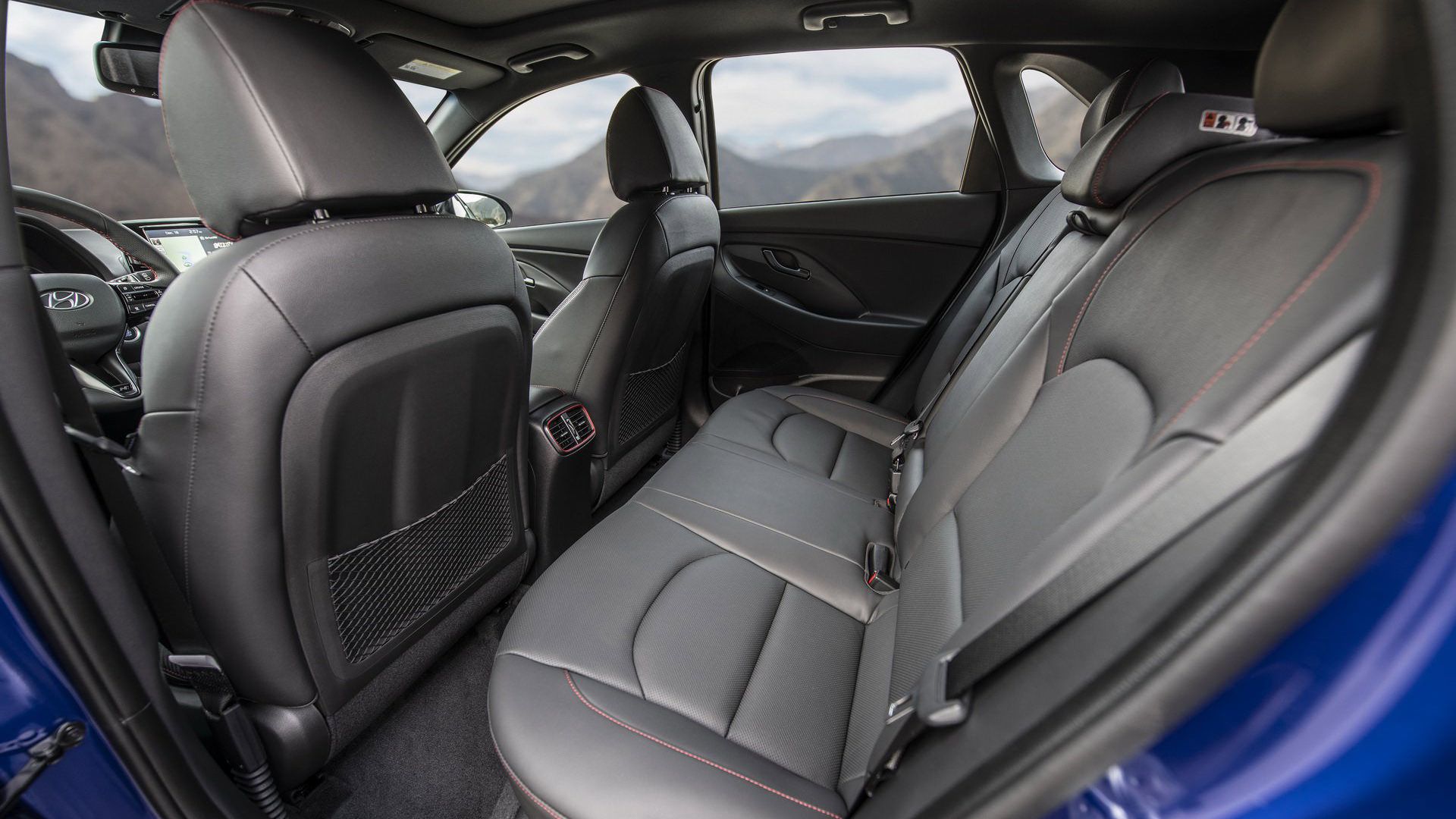 Hyundai Elantra GT N Line / هیوندای النترا جی تی